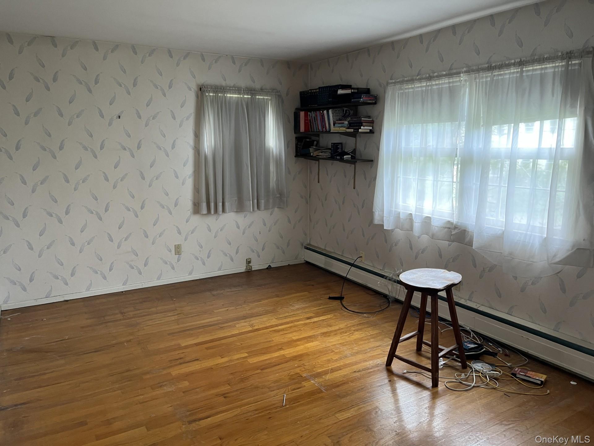 Single Family Bay  Suffolk County, NY 11743, MLS-862753-11