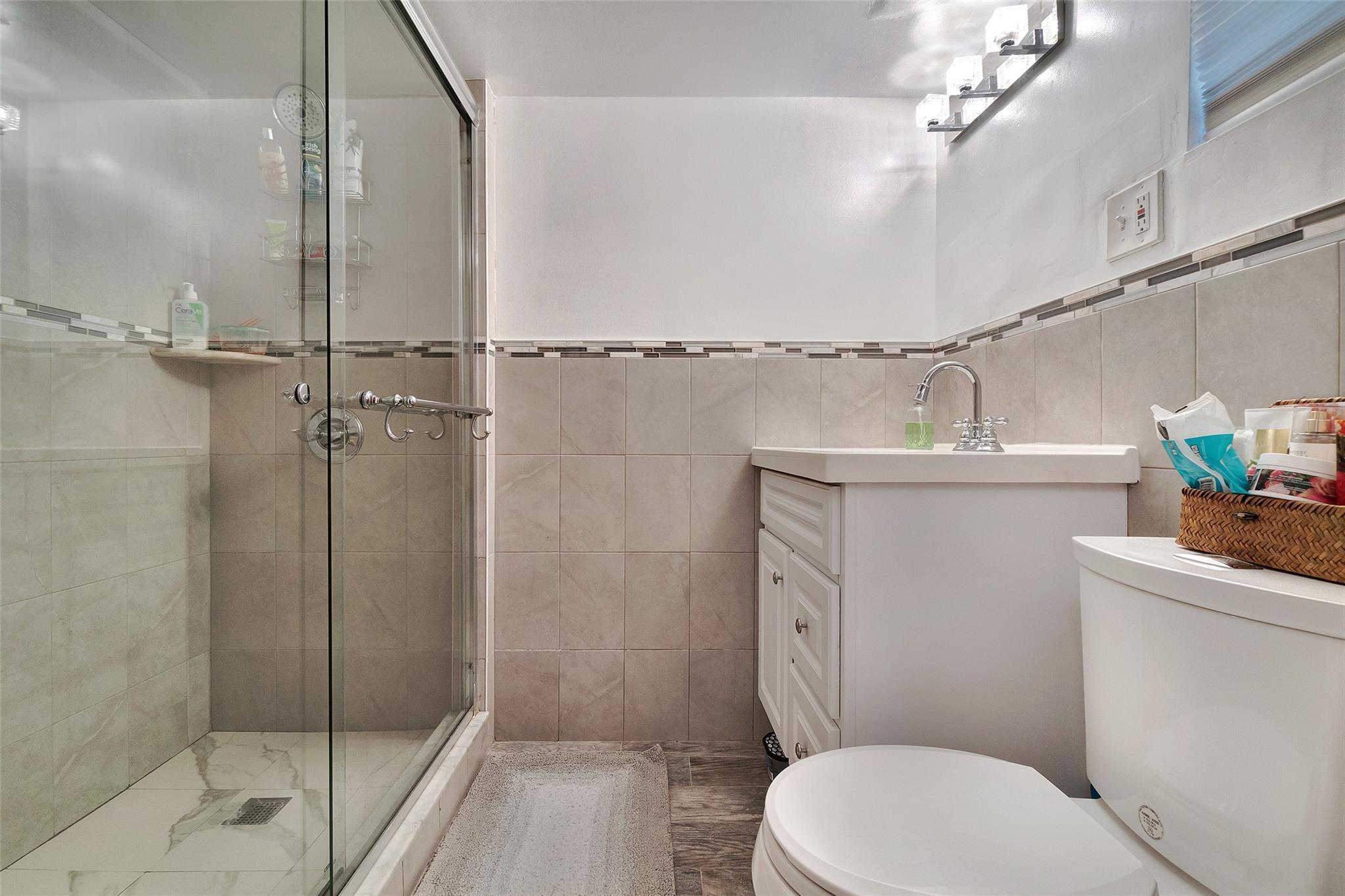 Single Family 87th  Brooklyn, NY 11236, MLS-862764-8