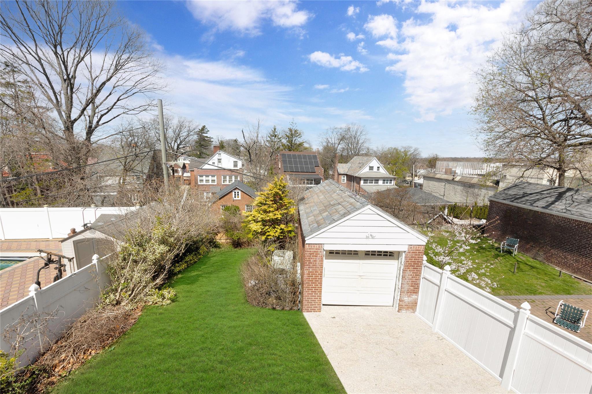 Single Family Radnor  Queens, NY 11432, MLS-862770-28