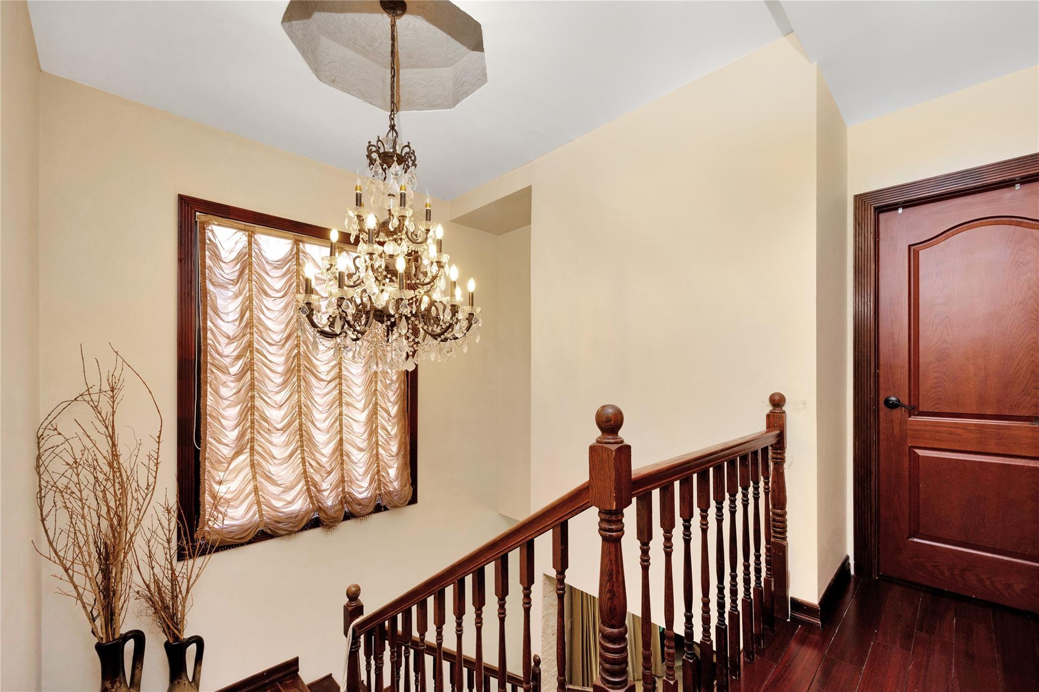 Single Family Radnor  Queens, NY 11432, MLS-862770-32