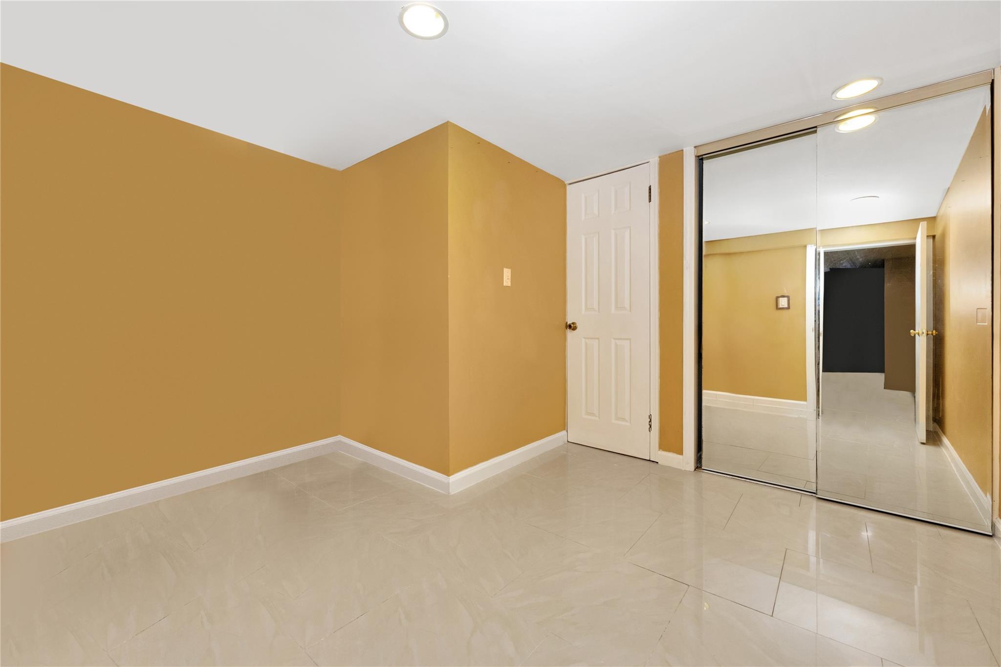 Single Family Radnor  Queens, NY 11432, MLS-862770-38
