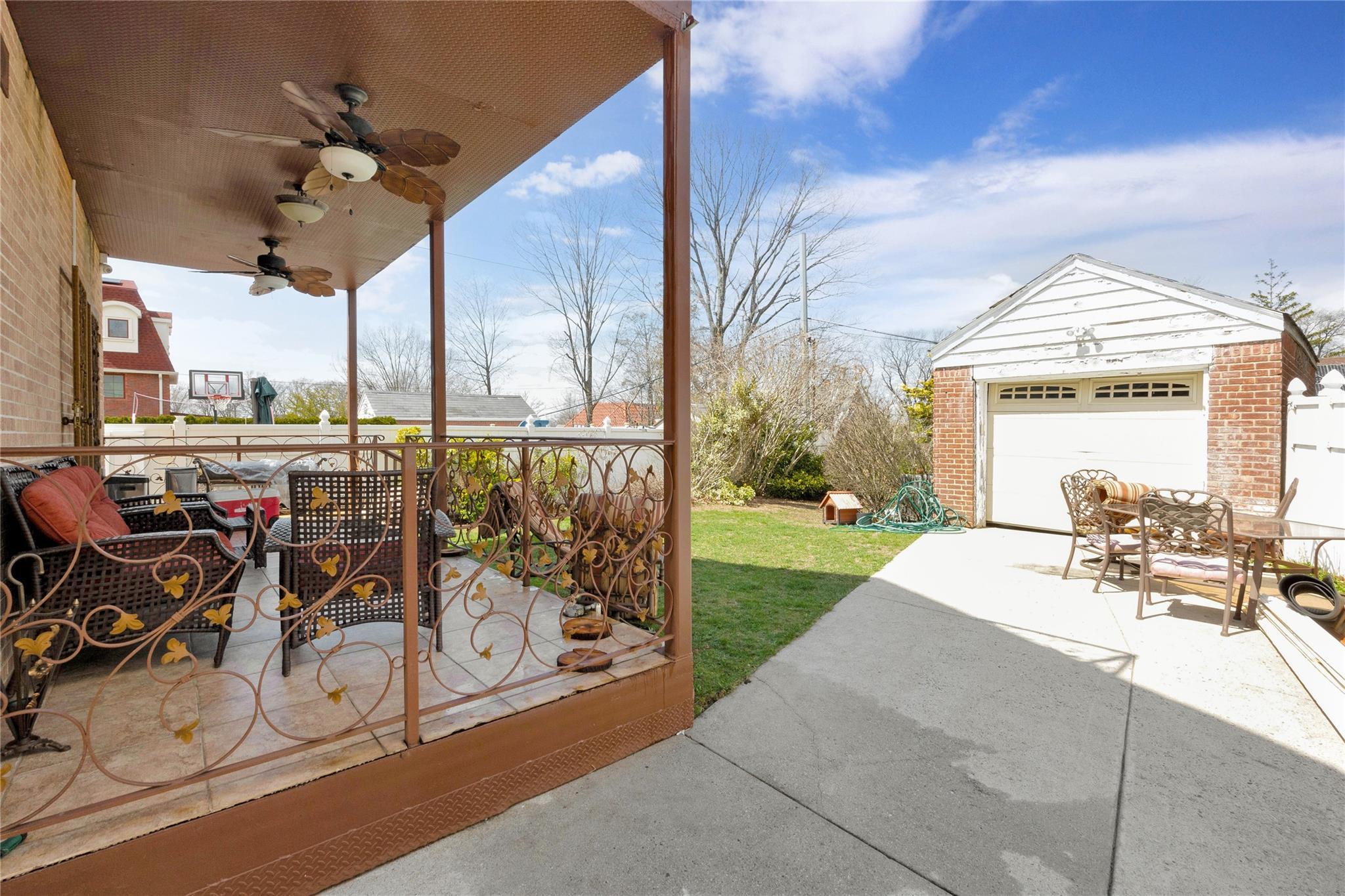 Single Family Radnor  Queens, NY 11432, MLS-862770-45