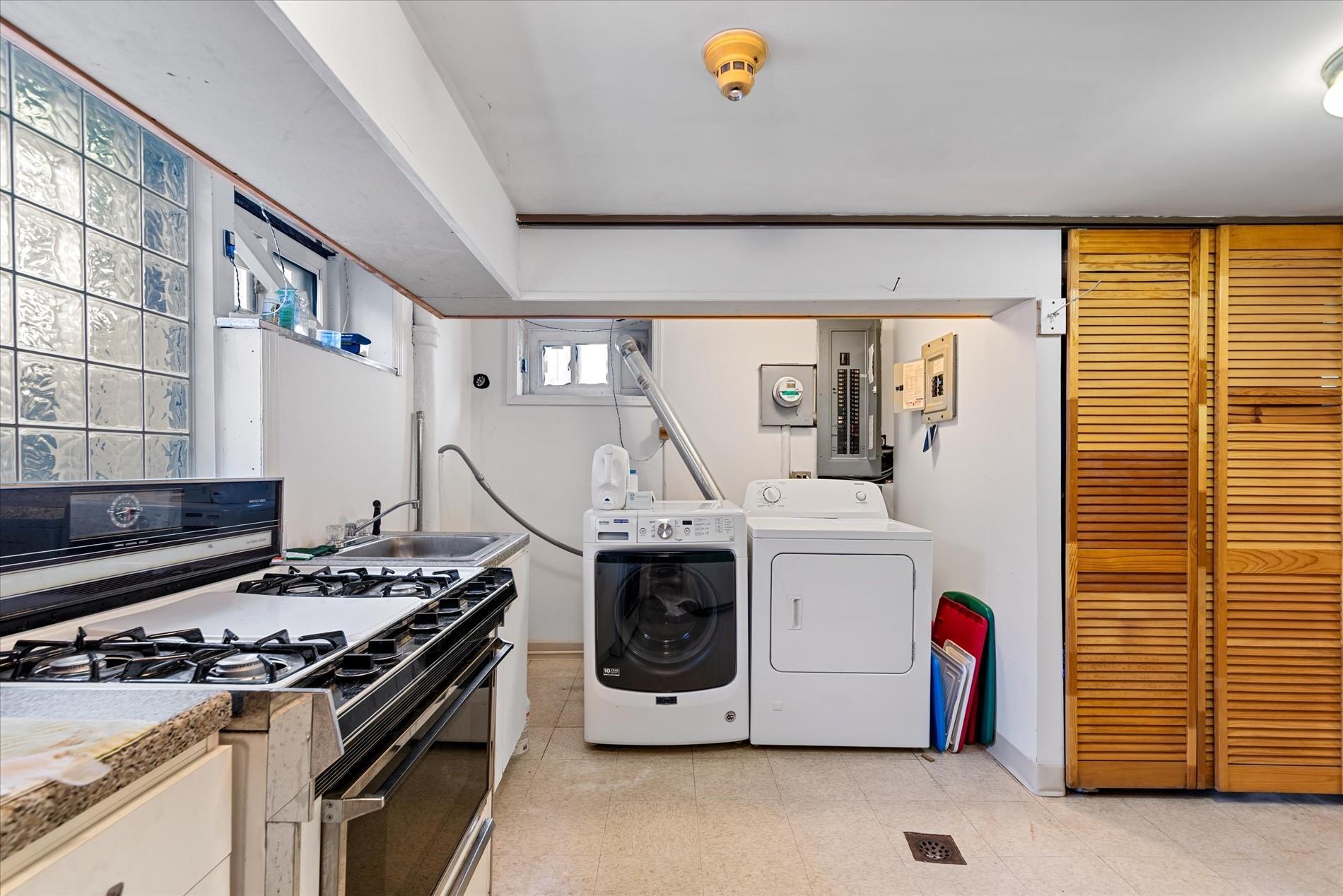 Single Family 159  Queens, NY 11358, MLS-862788-28