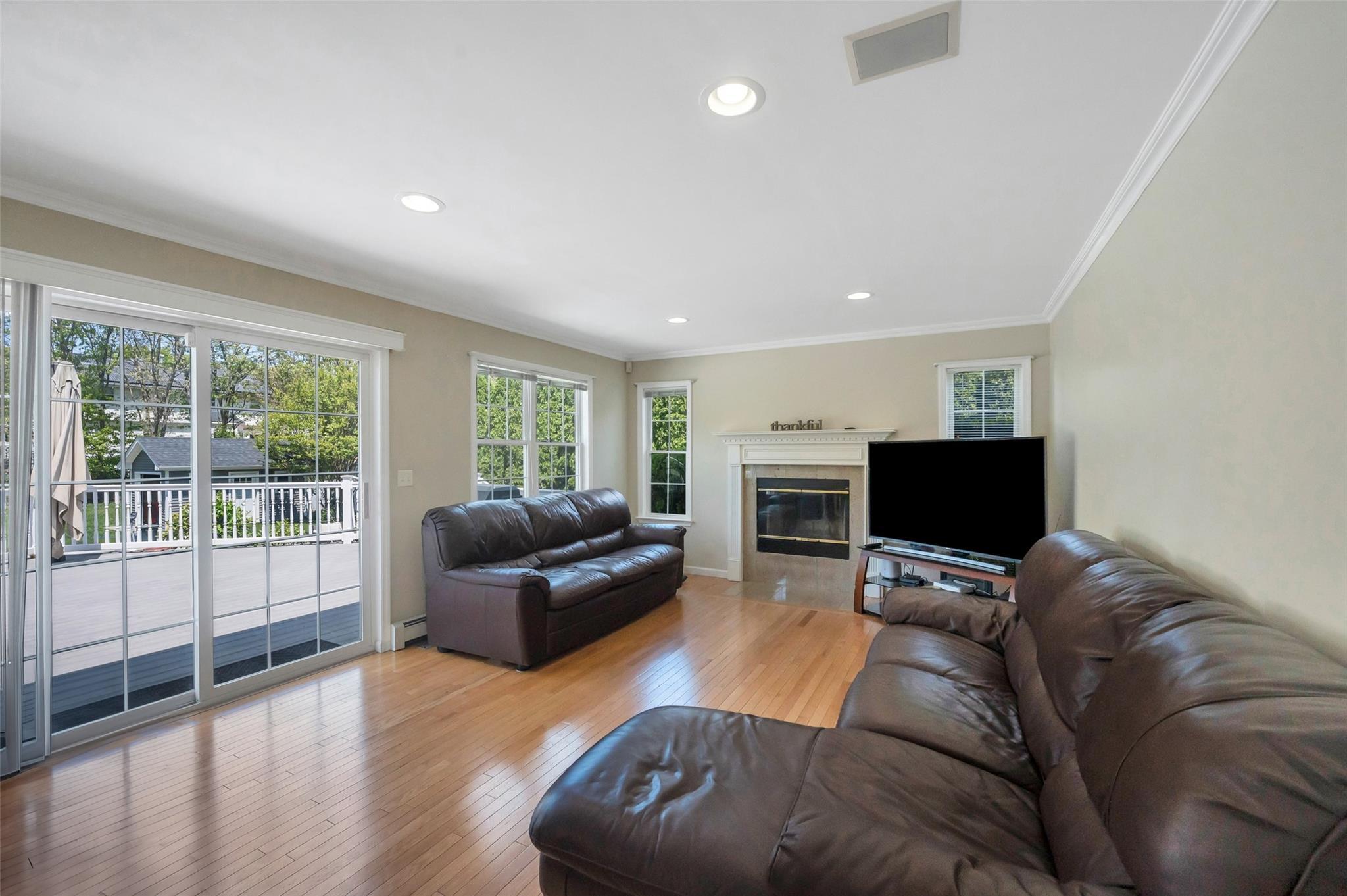 Single Family Ellbridge  Suffolk County, NY 11720, MLS-862790-23