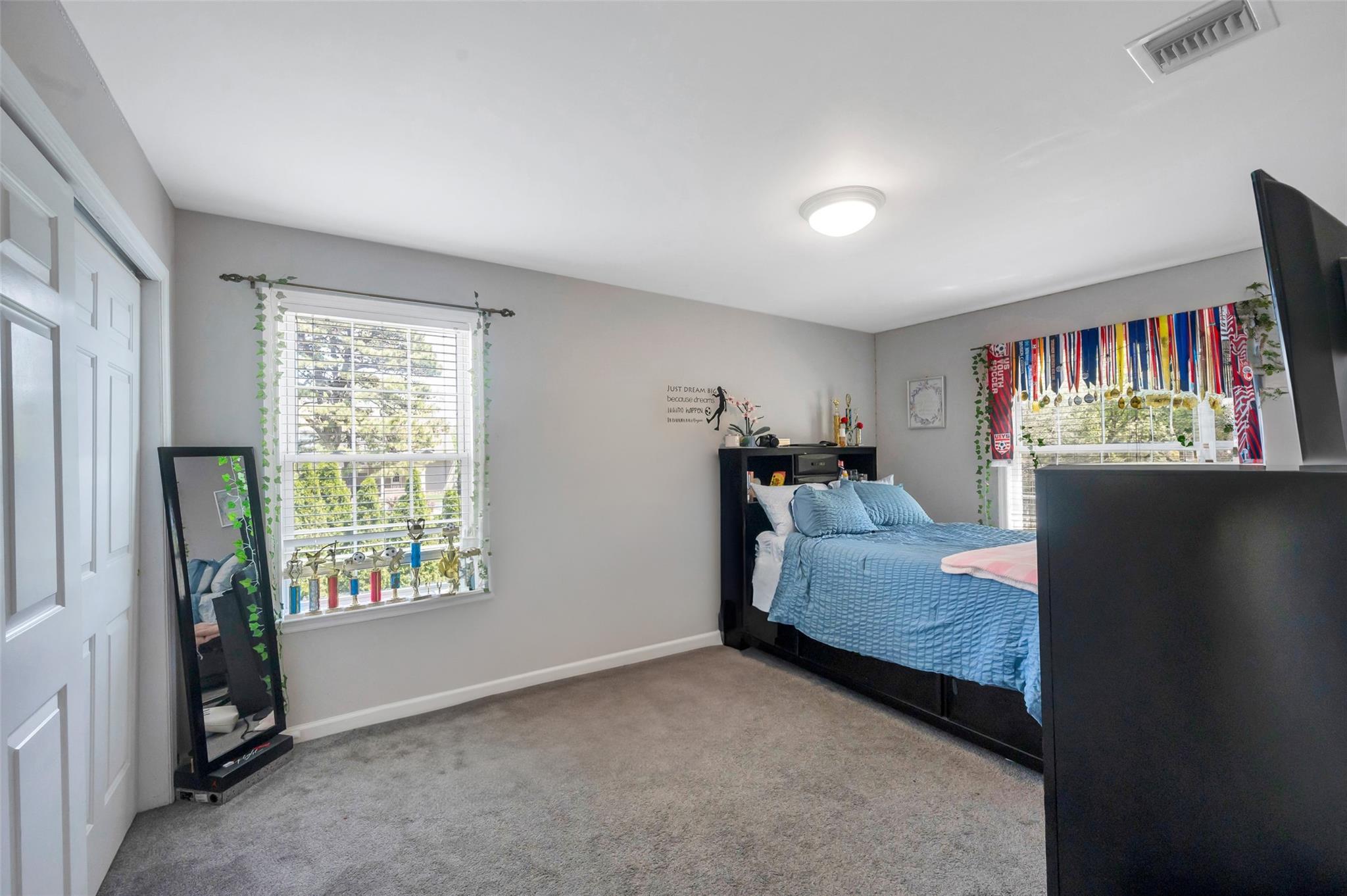 Single Family Ellbridge  Suffolk County, NY 11720, MLS-862790-33