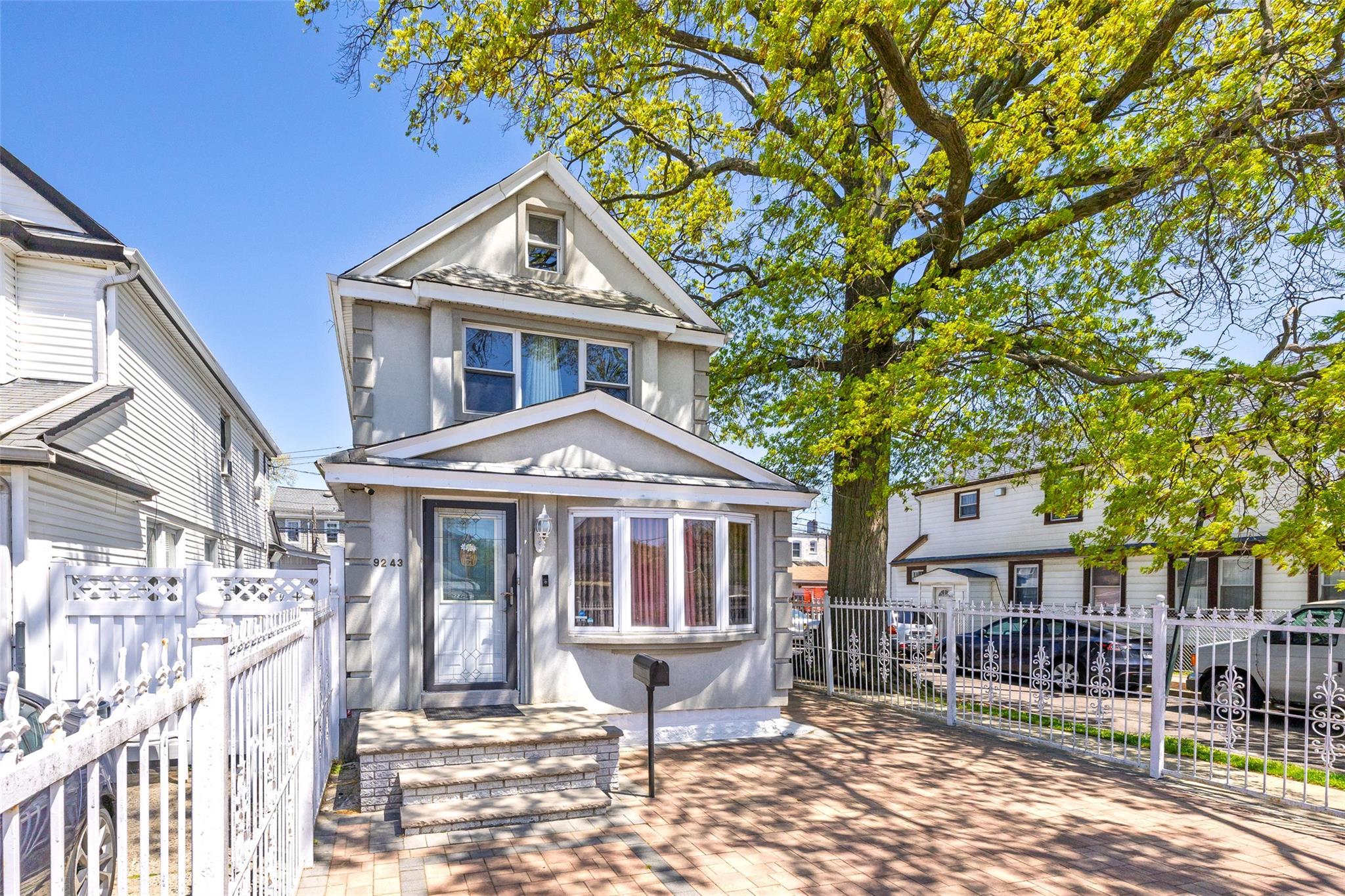 Single Family 215th  Queens, NY 11428, MLS-862795-2