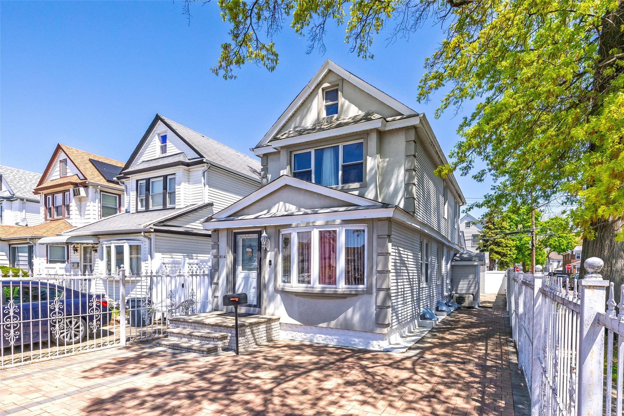 Single Family 215th  Queens, NY 11428, MLS-862795-3