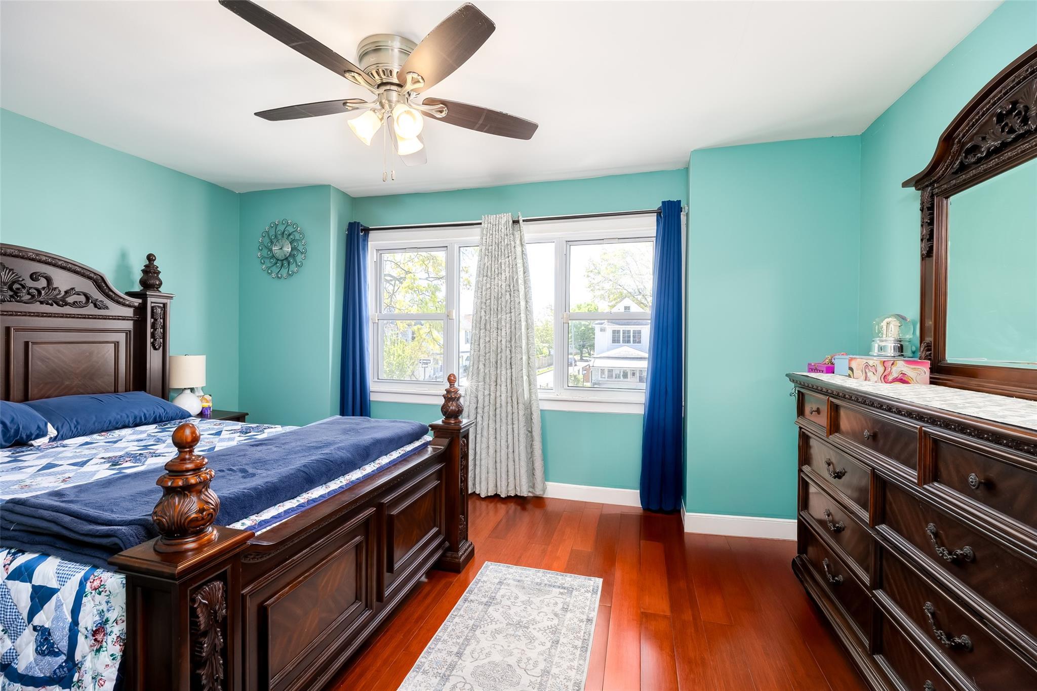 Single Family 215th  Queens, NY 11428, MLS-862795-34