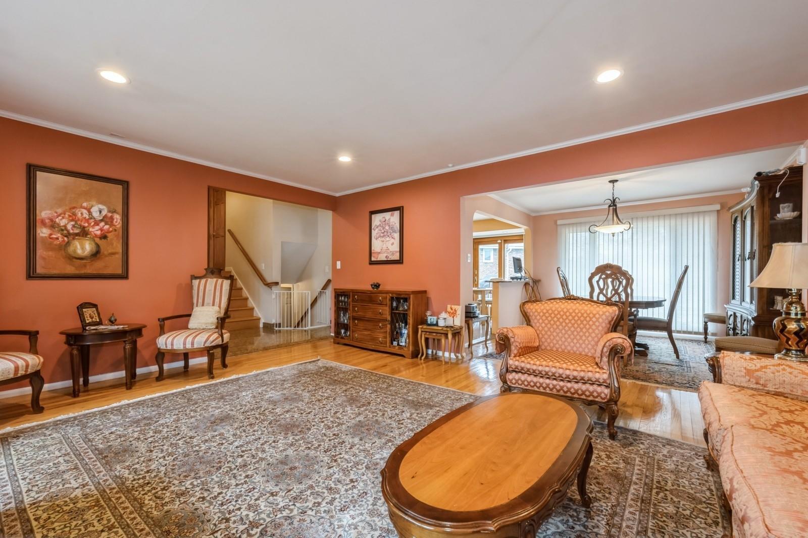 Single Family Regent  Nassau County, NY 11590, MLS-862798-16