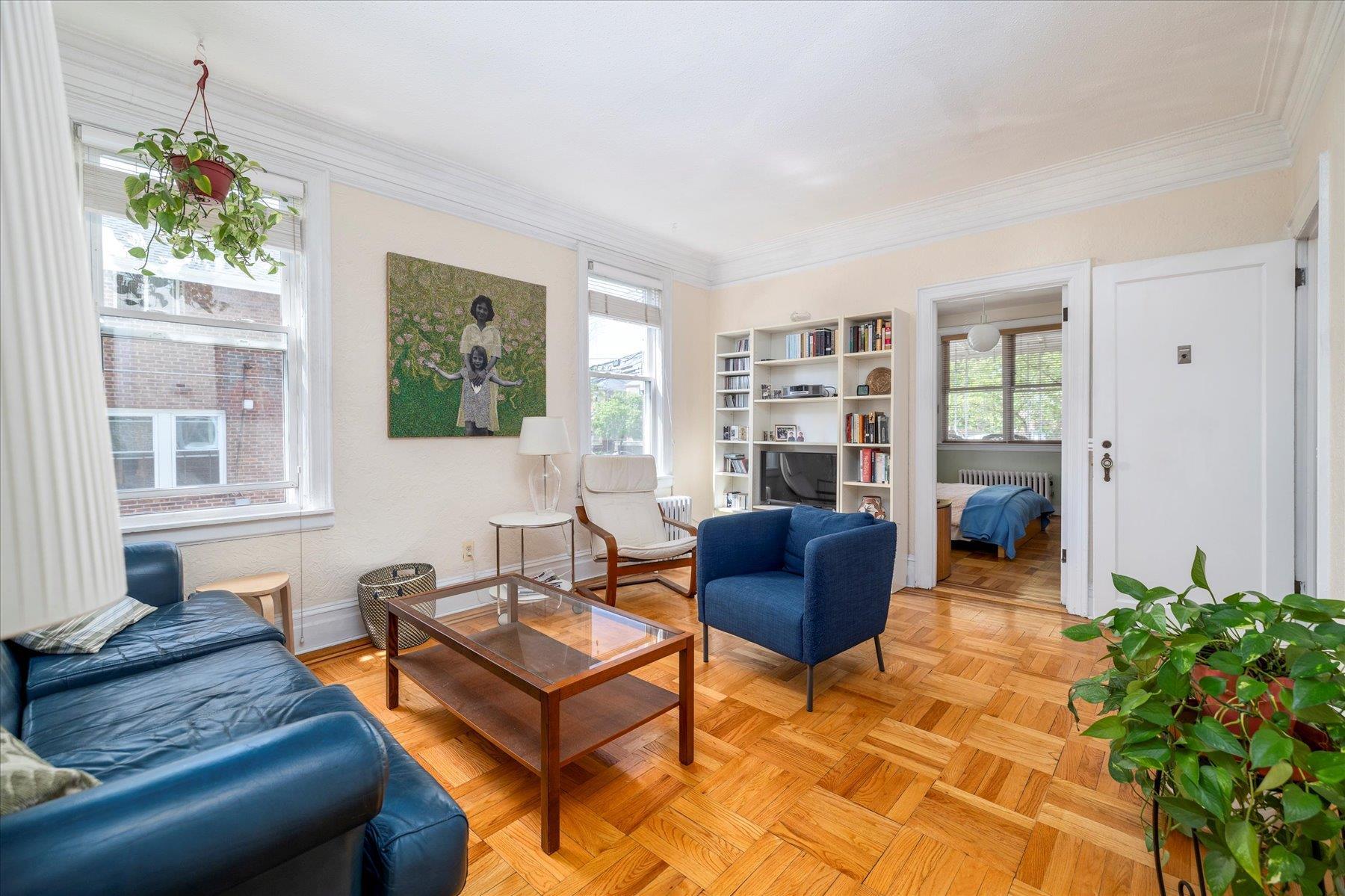 Single Family Lurting  Bronx, NY 10469, MLS-862811-19