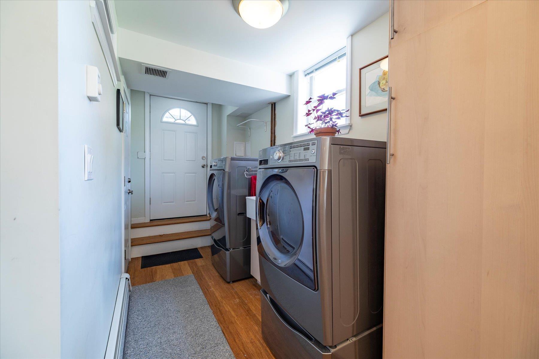 Single Family Lurting  Bronx, NY 10469, MLS-862811-29