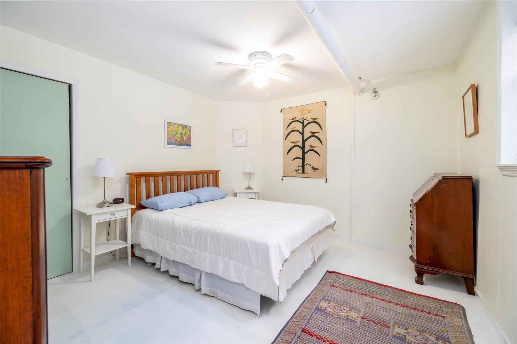 Single Family Lurting  Bronx, NY 10469, MLS-862811-32