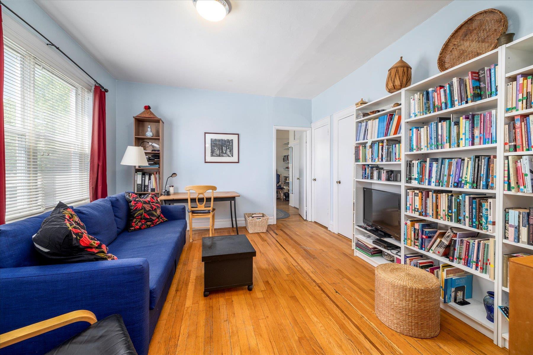 Single Family Lurting  Bronx, NY 10469, MLS-862811-36