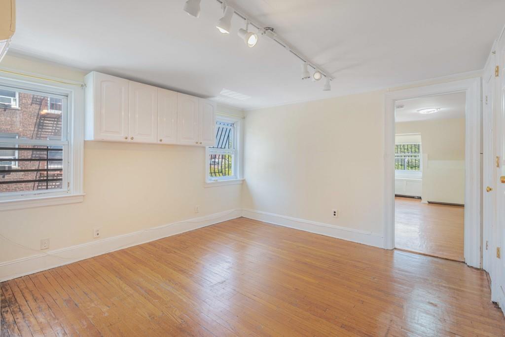 Single Family 77th  Queens, NY 11375, MLS-862828-11