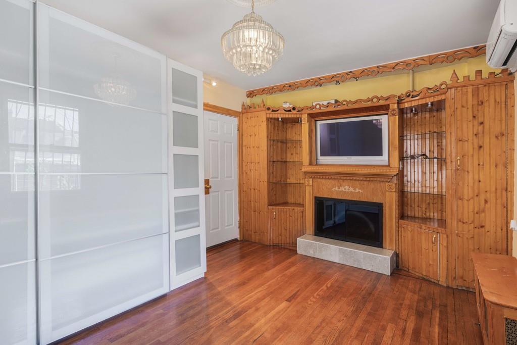 Single Family 77th  Queens, NY 11375, MLS-862828-15