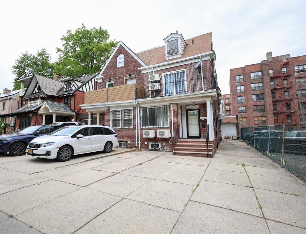 Single Family 77th  Queens, NY 11375, MLS-862828-2