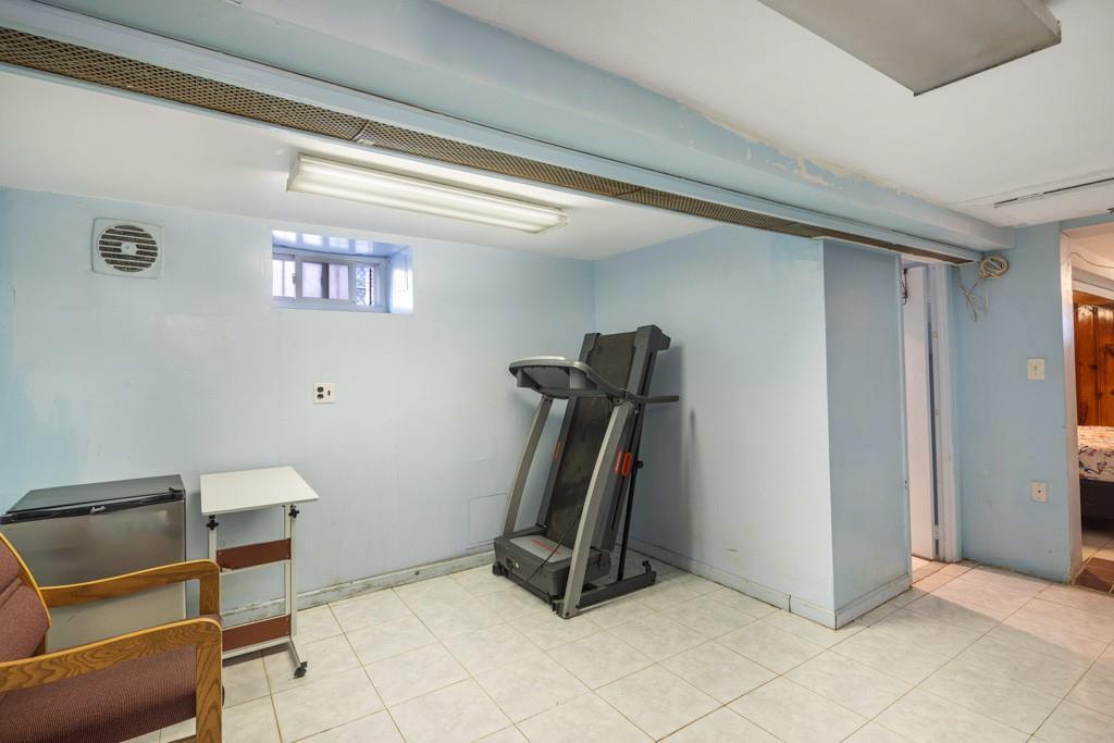 Single Family 77th  Queens, NY 11375, MLS-862828-24