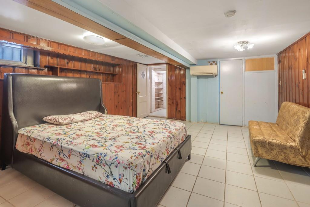Single Family 77th  Queens, NY 11375, MLS-862828-26