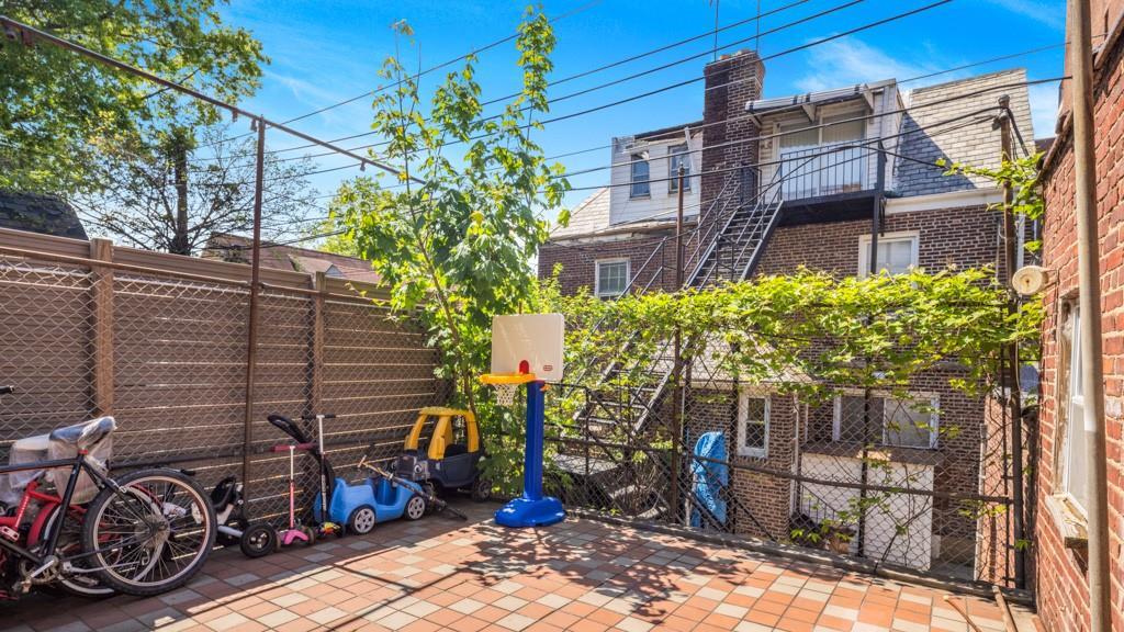 Single Family 77th  Queens, NY 11375, MLS-862828-4