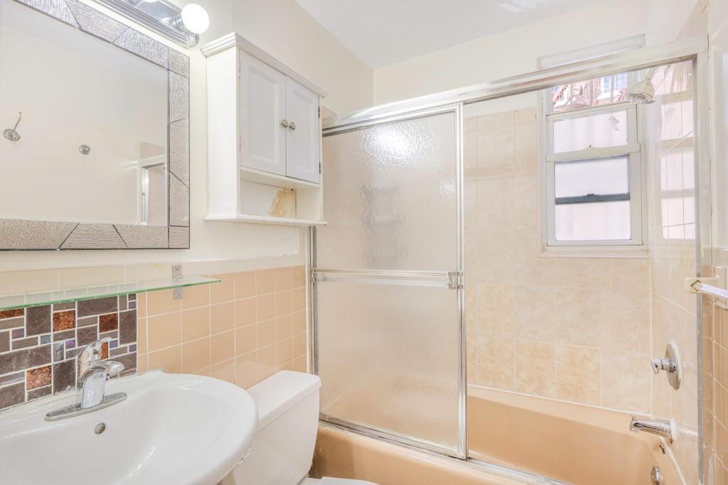 Single Family 77th  Queens, NY 11375, MLS-862828-8