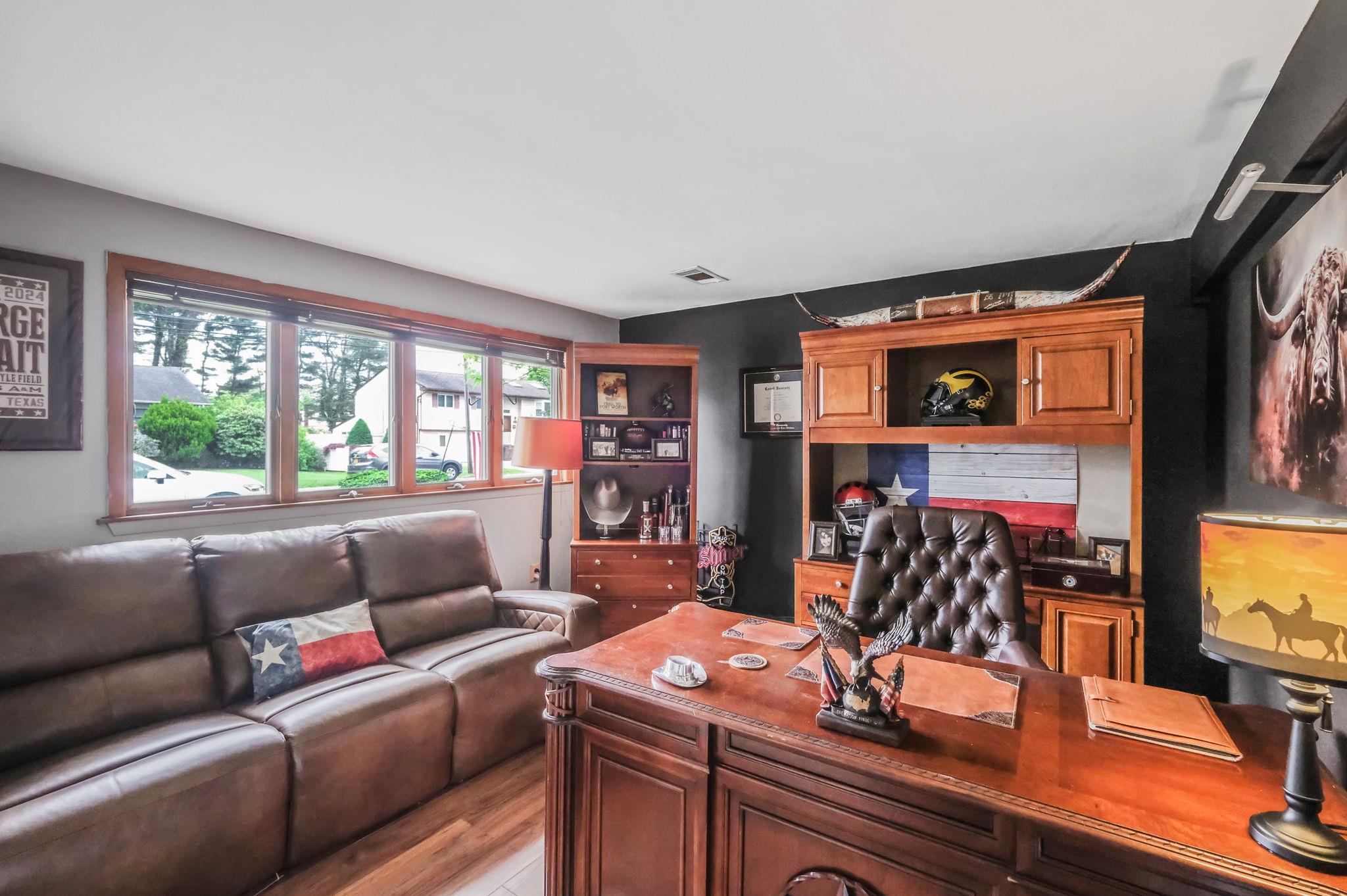 Single Family Peconic  Suffolk County, NY 11704, MLS-862839-12