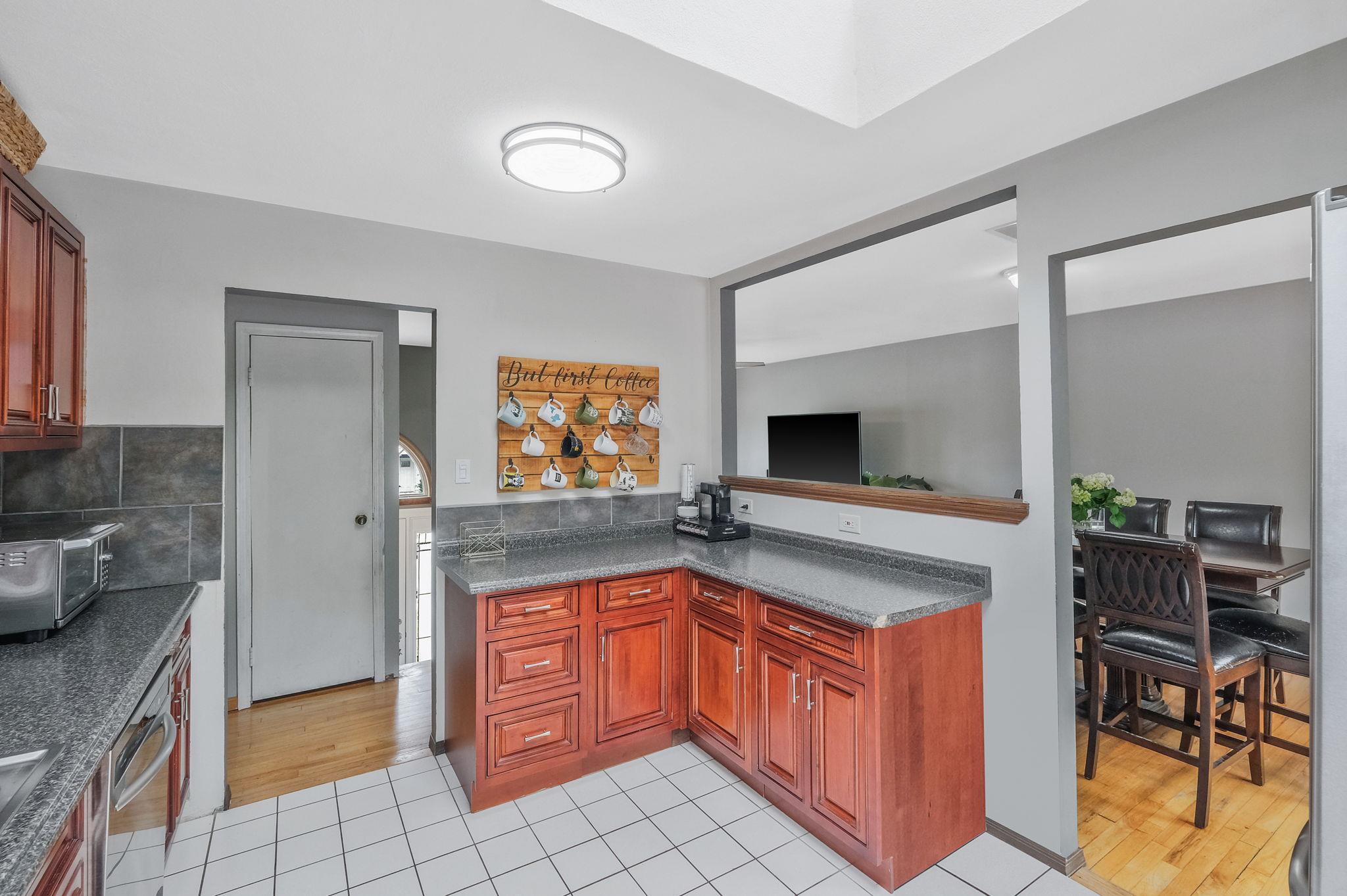 Single Family Peconic  Suffolk County, NY 11704, MLS-862839-8