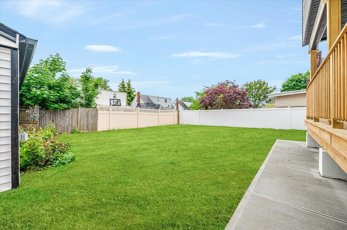 Single Family Jacob  Nassau County, NY 11003, MLS-862847-29