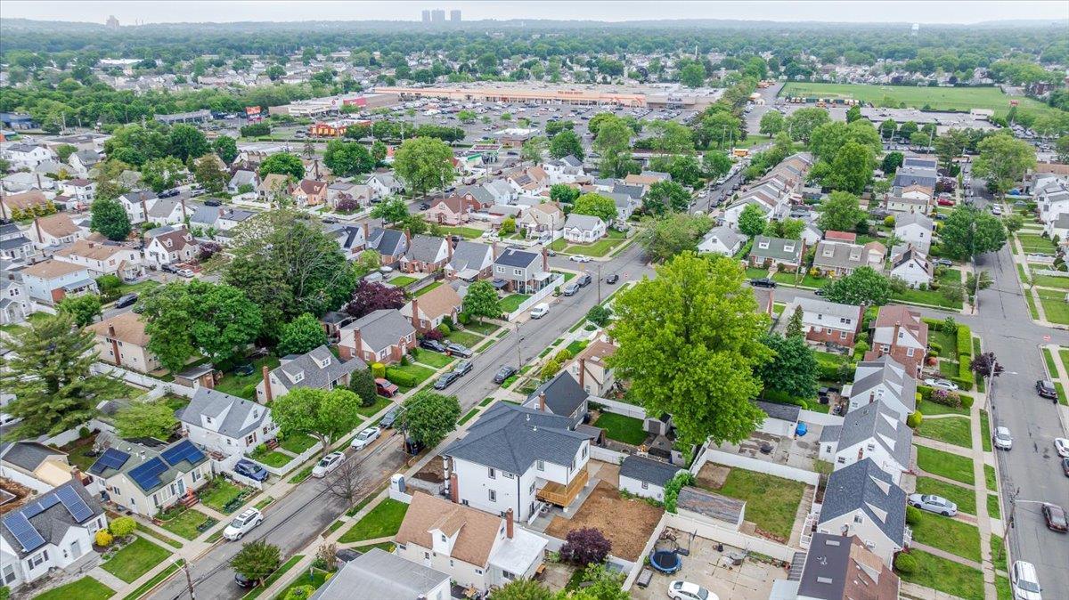 Single Family Jacob  Nassau County, NY 11003, MLS-862847-40