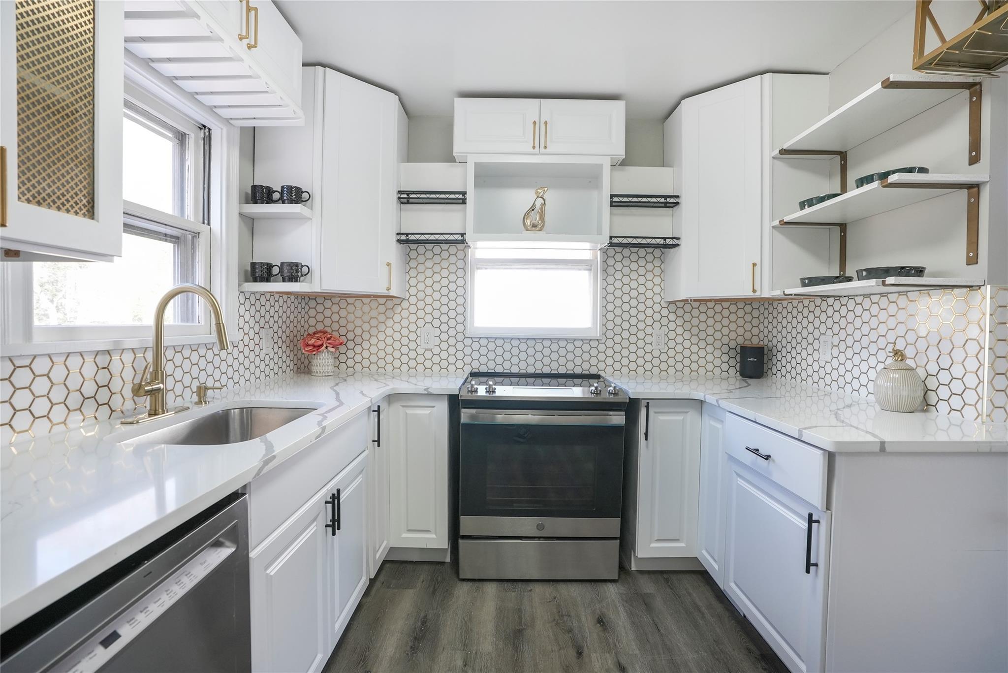 Single Family N  Westchester County, NY 10603, MLS-862850-6