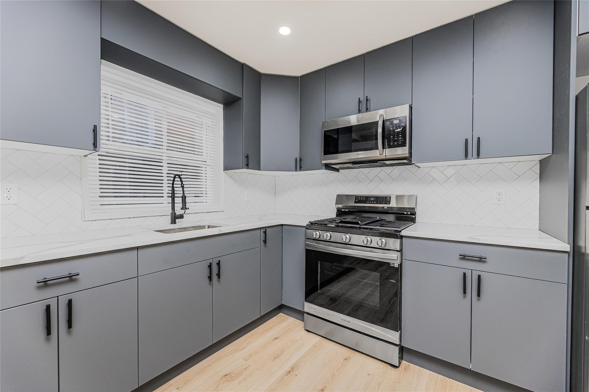 Single Family Yonkers  Westchester County, NY 10704, MLS-862862-25
