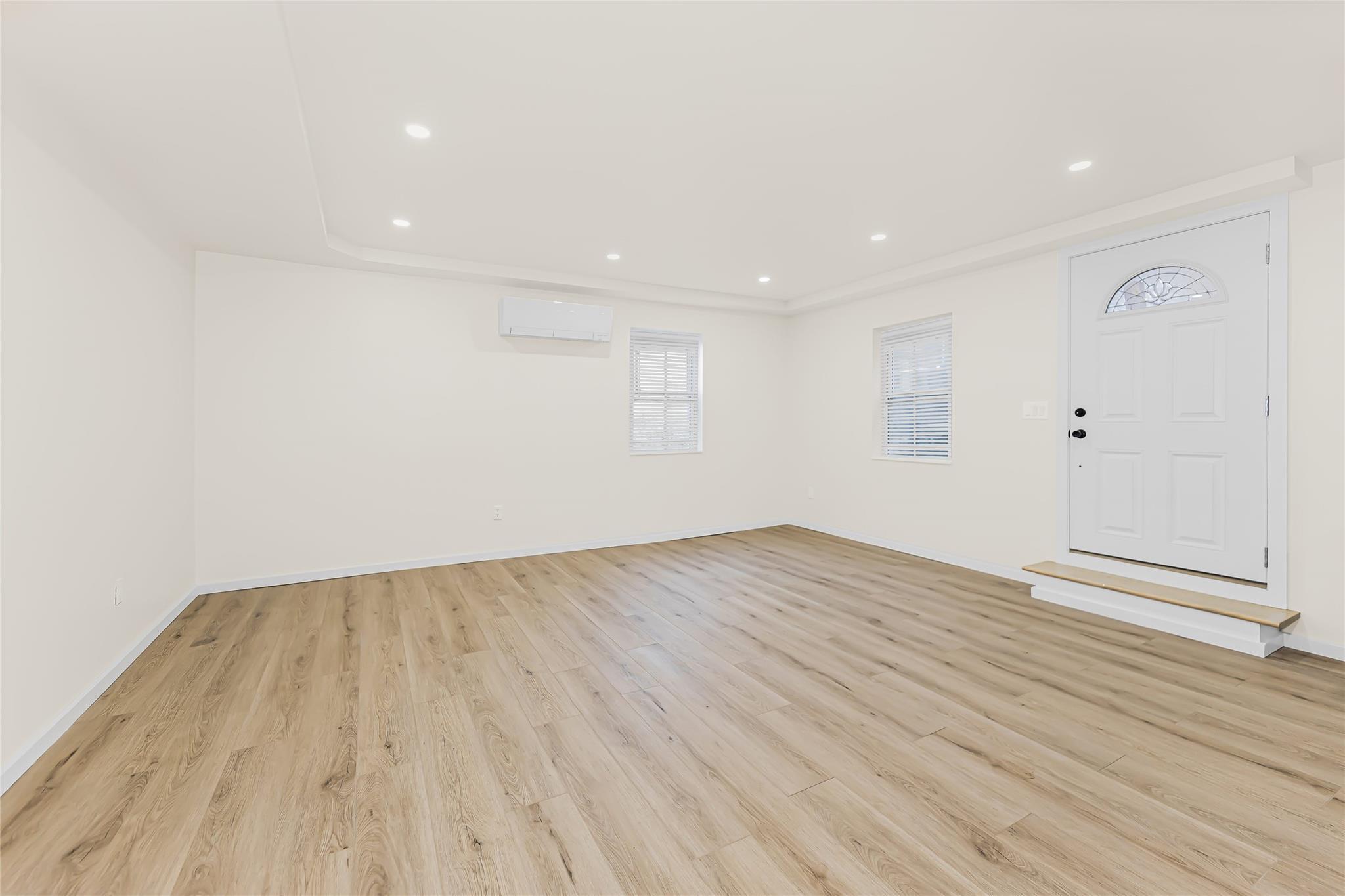 Single Family Yonkers  Westchester County, NY 10704, MLS-862862-27