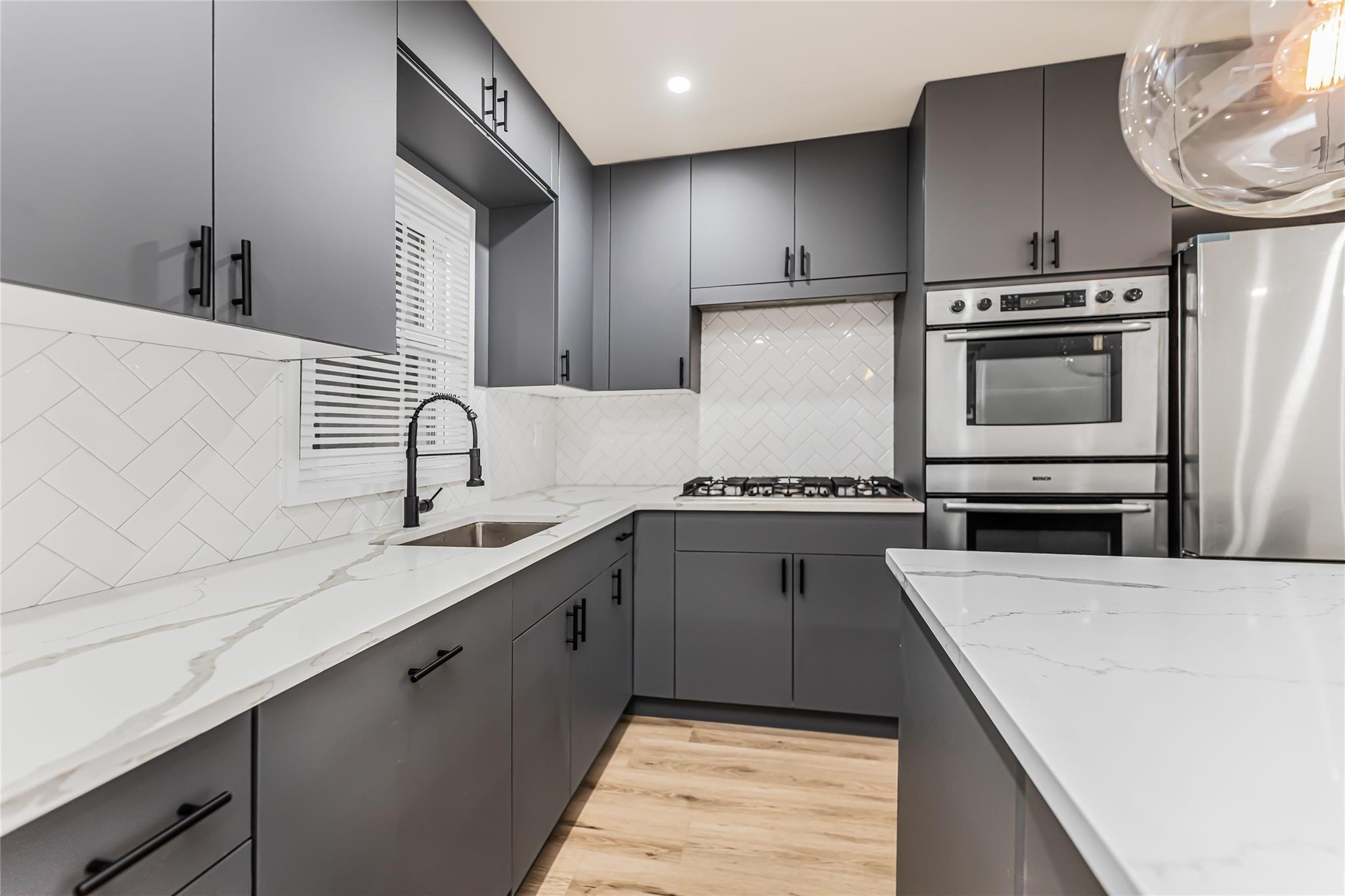 Single Family Yonkers  Westchester County, NY 10704, MLS-862862-4