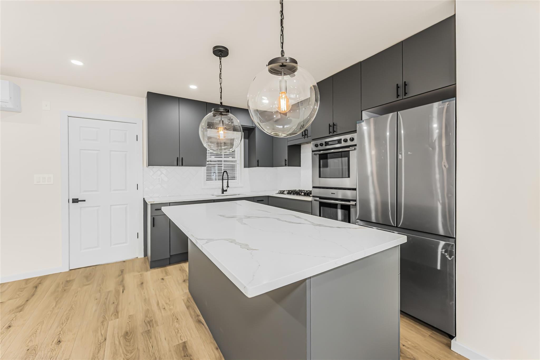 Single Family Yonkers  Westchester County, NY 10704, MLS-862862-5