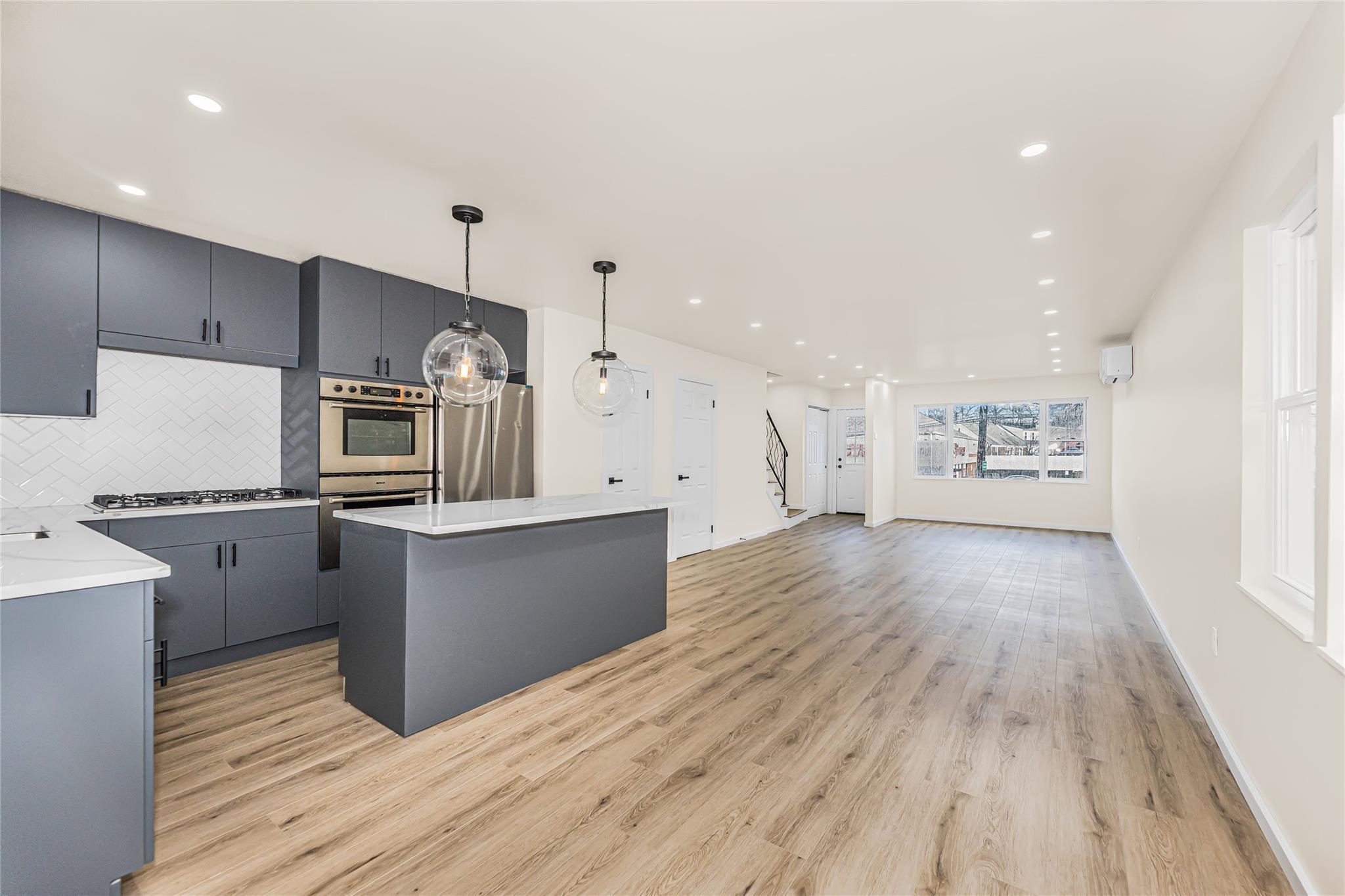 Single Family Yonkers  Westchester County, NY 10704, MLS-862862-7