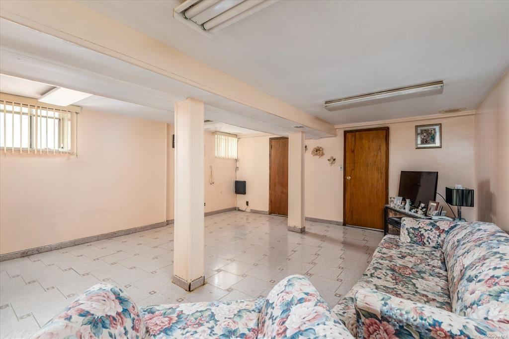 Single Family 68th Brooklyn, NY 11204, MLS-862866-20