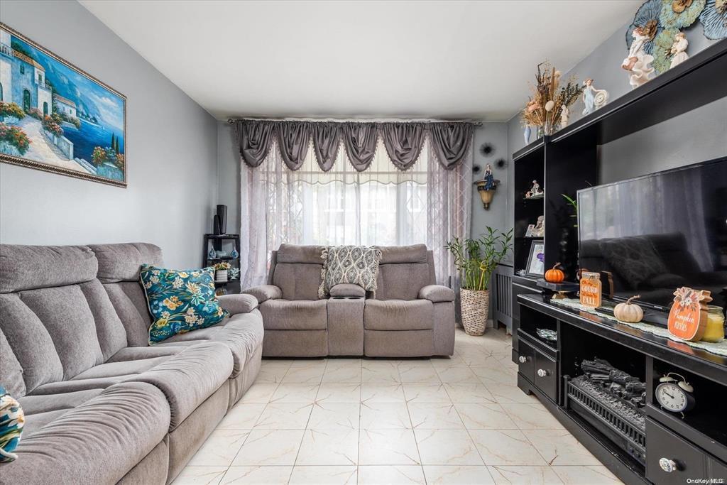 Single Family 68th Brooklyn, NY 11204, MLS-862866-3