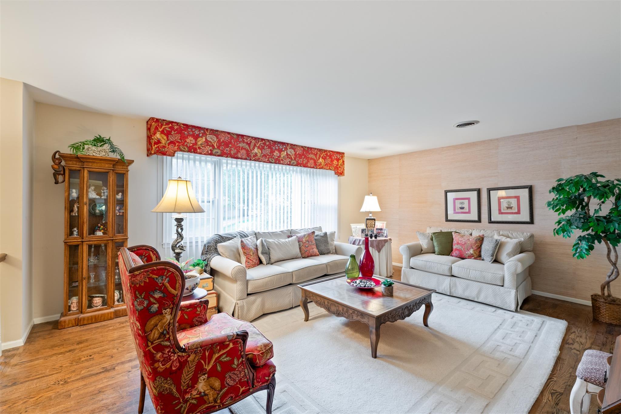 Single Family Parklyn  Rockland County, NY 10954, MLS-862899-4
