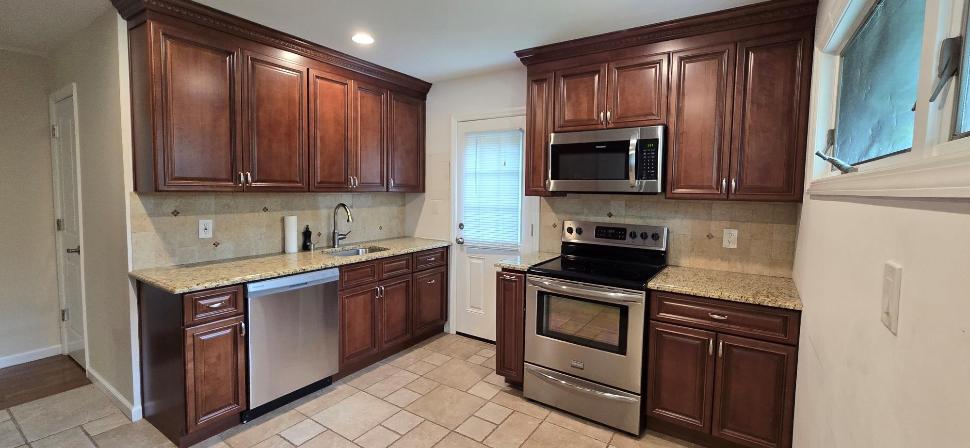 Single Family Arizona  Nassau County, NY 11791, MLS-862907-6