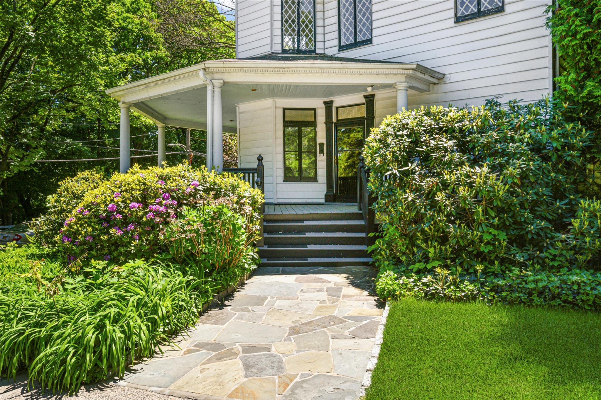 Single Family Desmond  Westchester County, NY 10708, MLS-862937-3