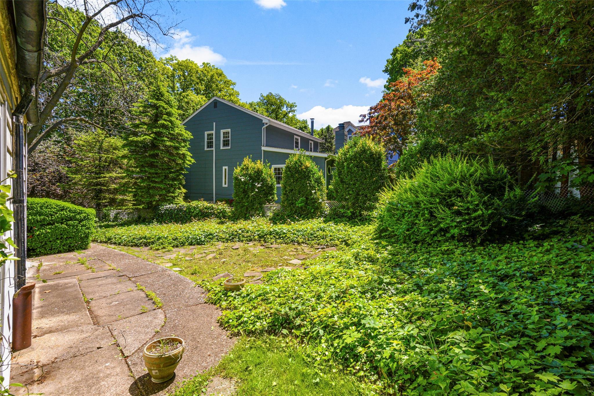 Single Family Desmond  Westchester County, NY 10708, MLS-862937-41
