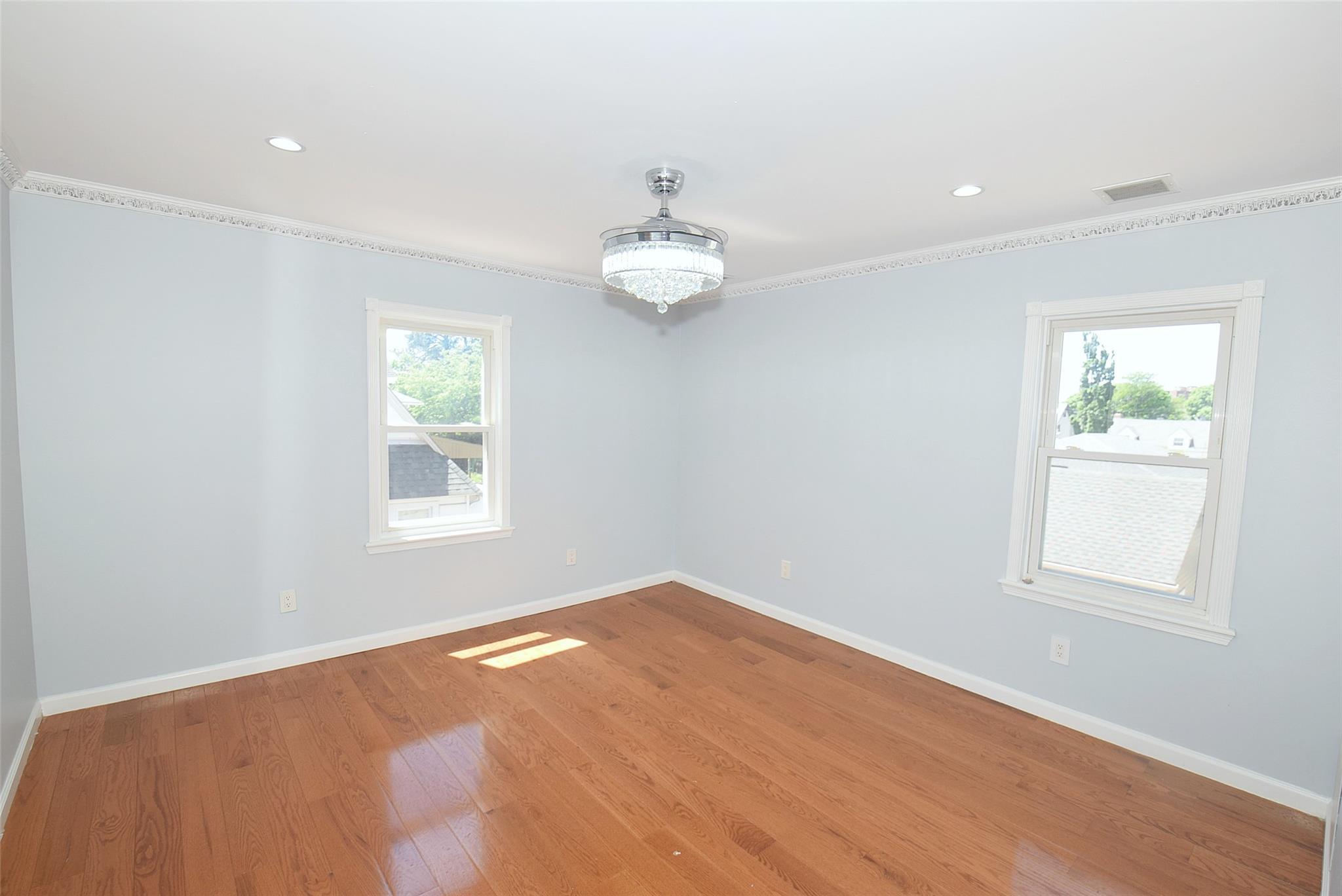 Single Family Brokaw  Nassau County, NY 11001, MLS-862960-17