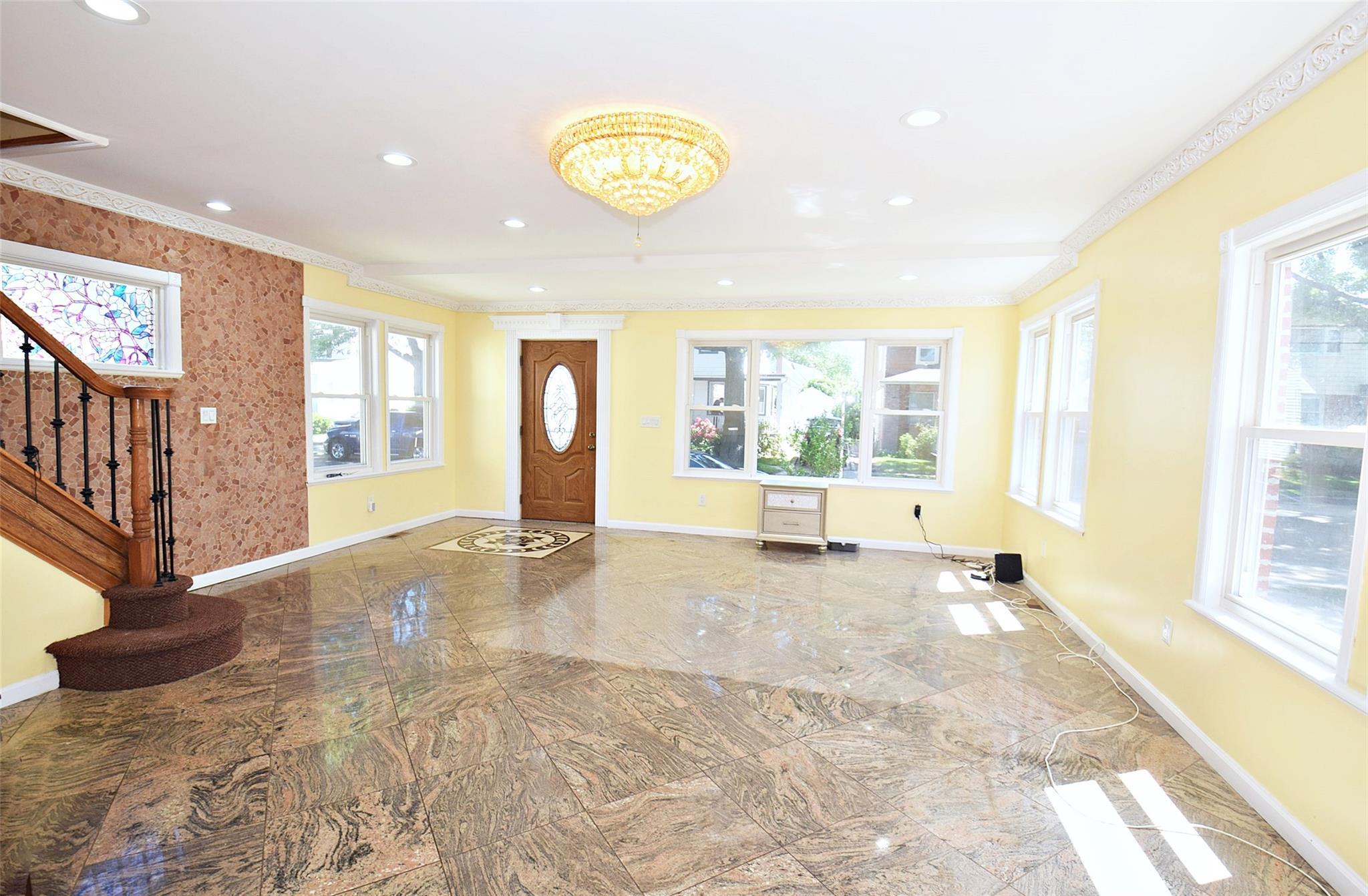 Single Family Brokaw  Nassau County, NY 11001, MLS-862960-4