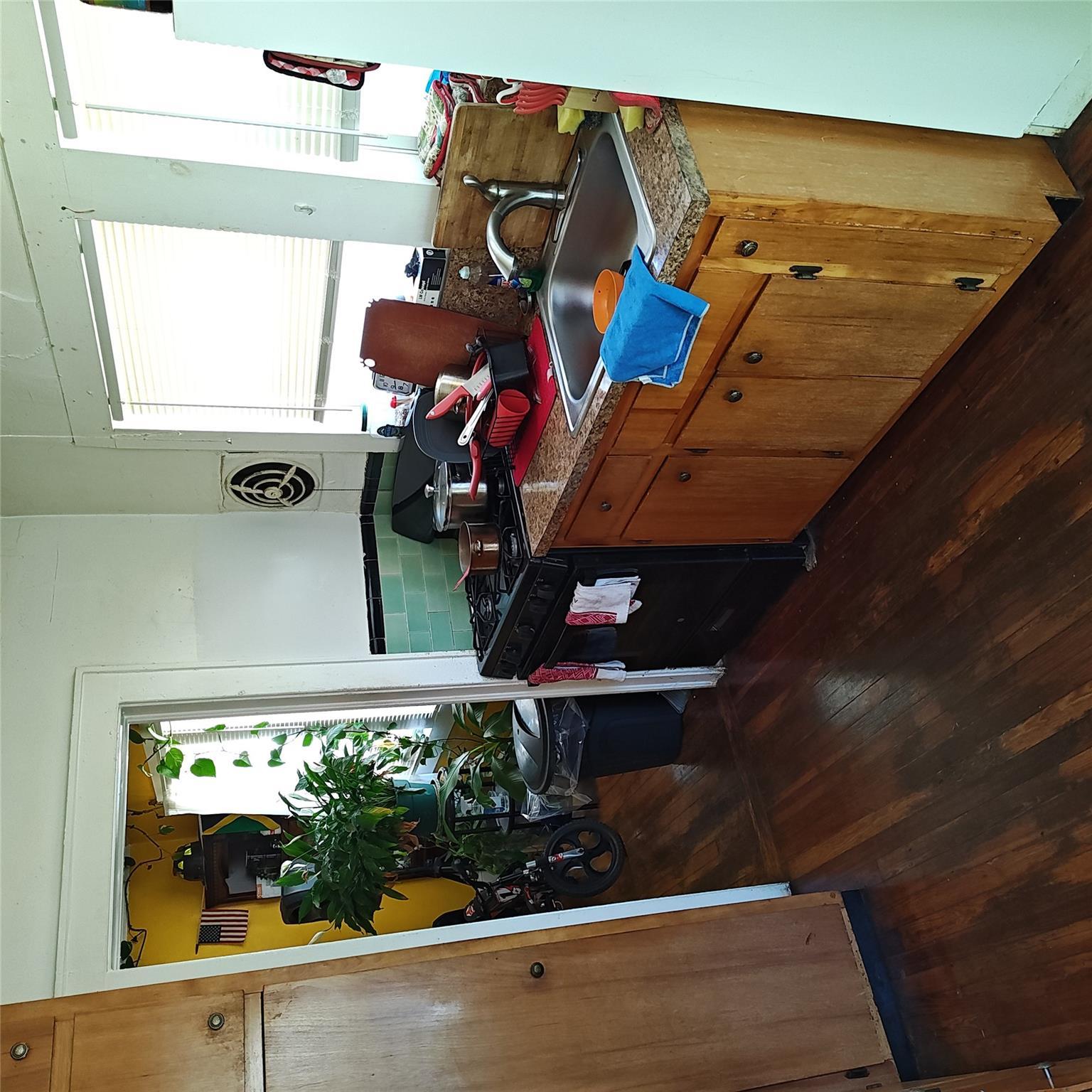 Single Family Coolidge  Suffolk County, NY 11701, MLS-862981-8