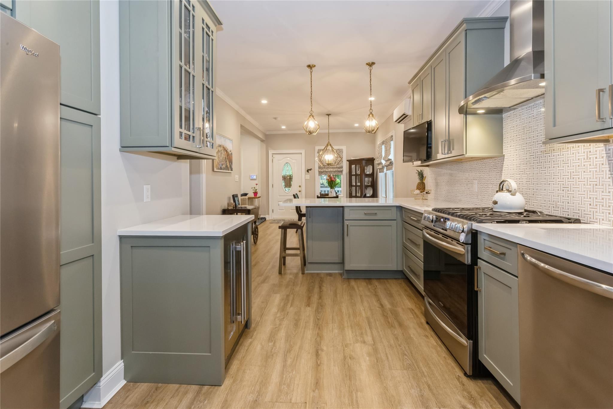 Single Family Lexington  Nassau County, NY 11565, MLS-862999-12