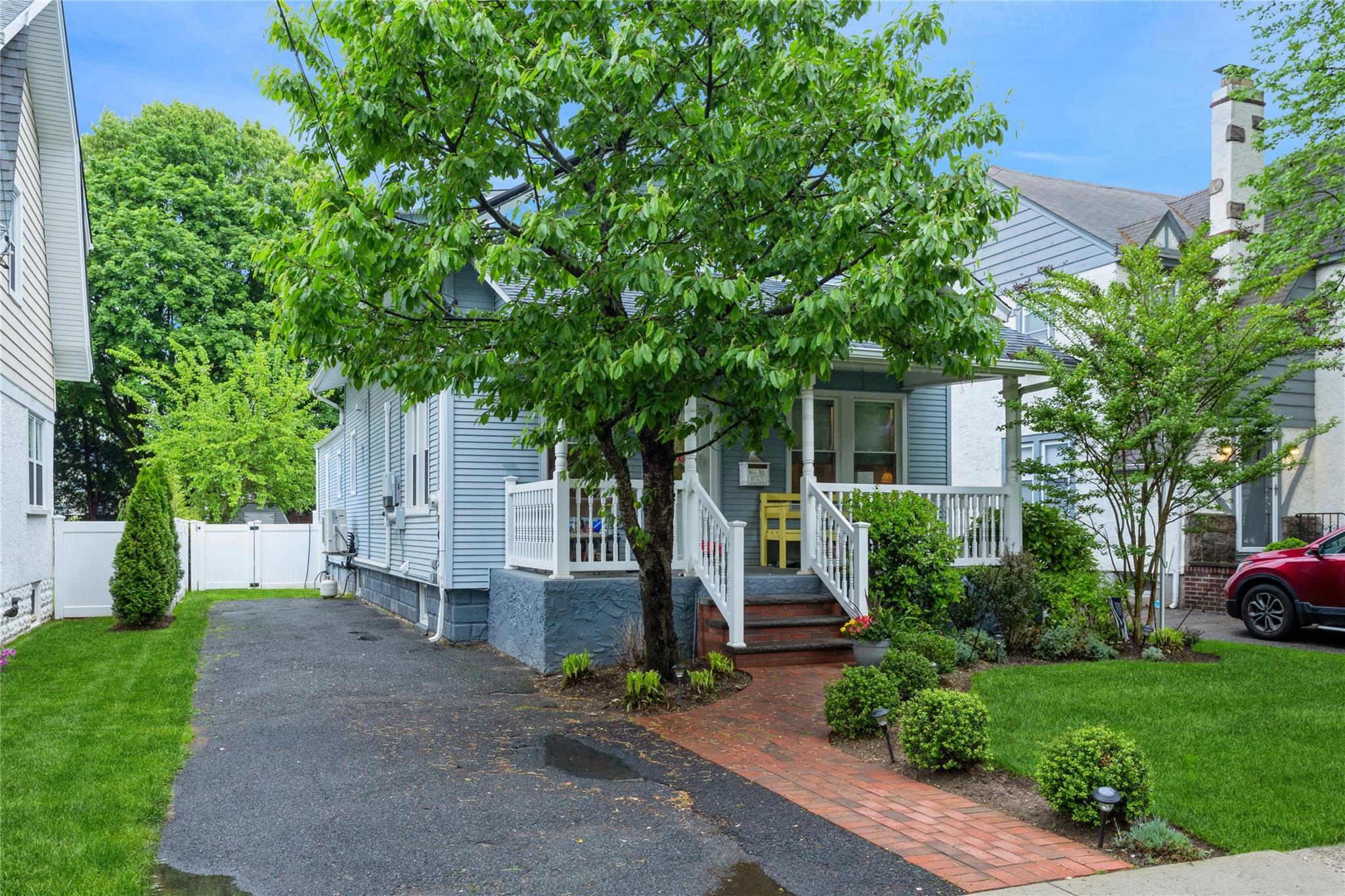 Single Family Lexington  Nassau County, NY 11565, MLS-862999-27