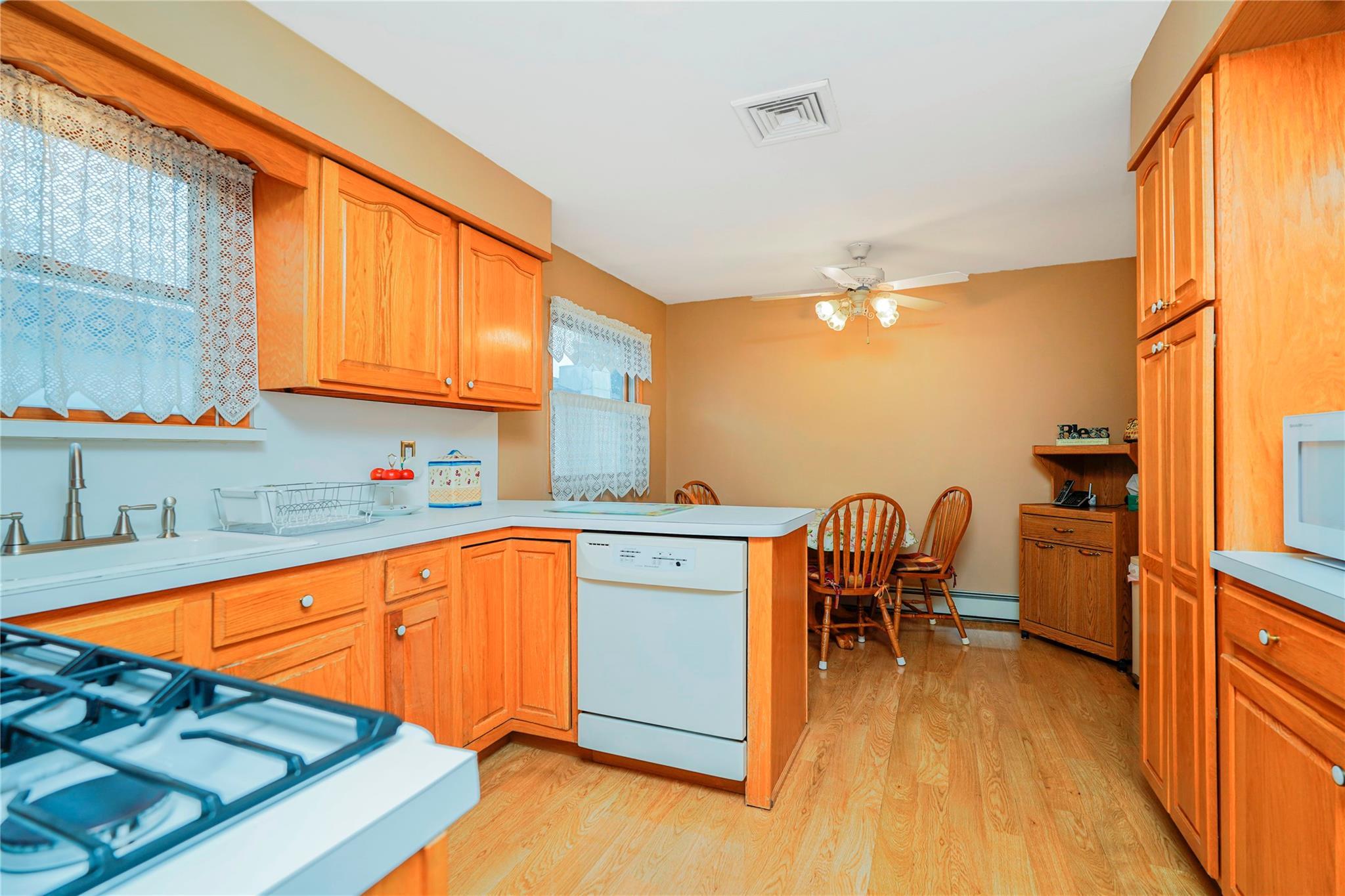 Single Family Arlene  Staten Island, NY 10314, MLS-863004-13