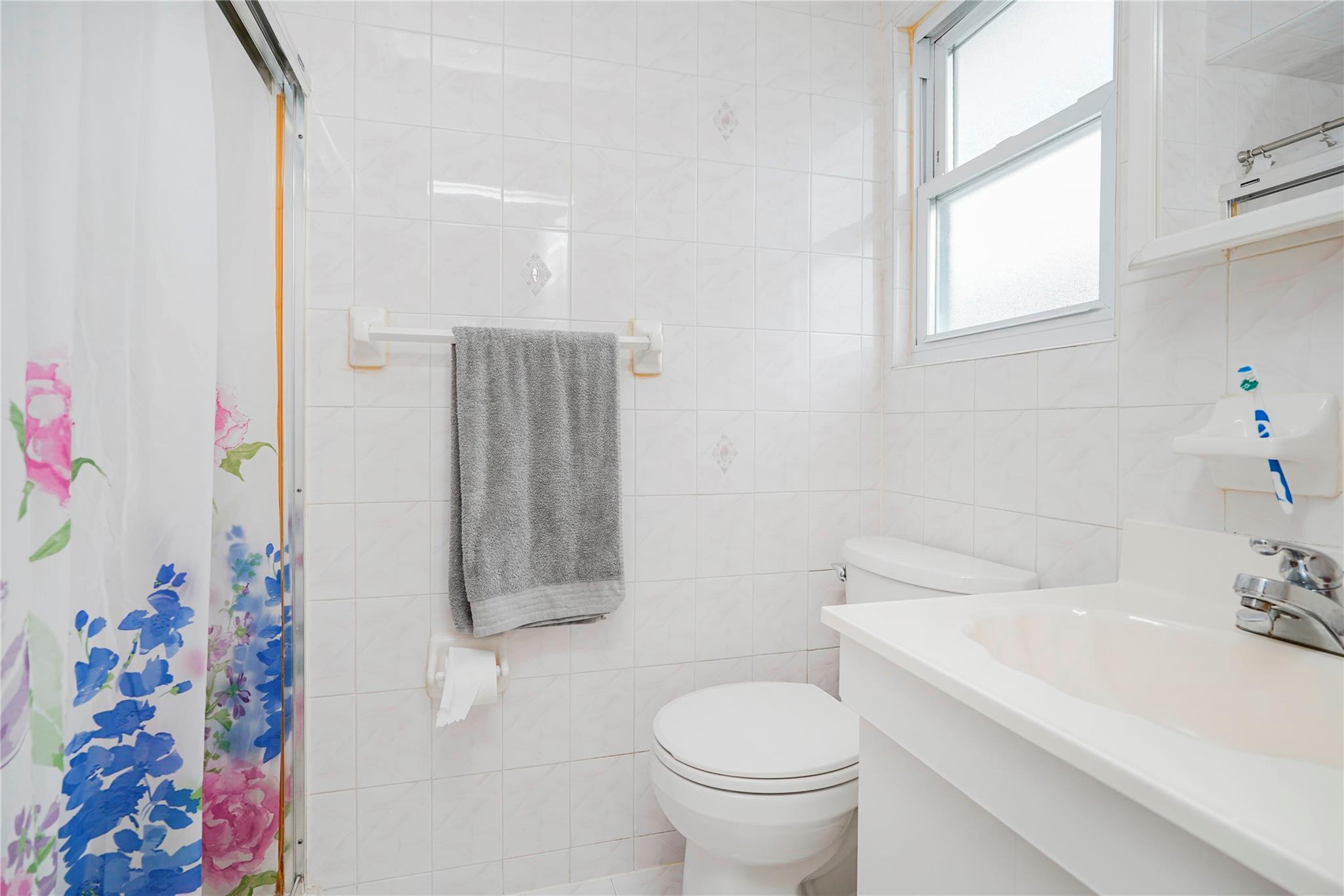 Single Family Arlene  Staten Island, NY 10314, MLS-863004-18