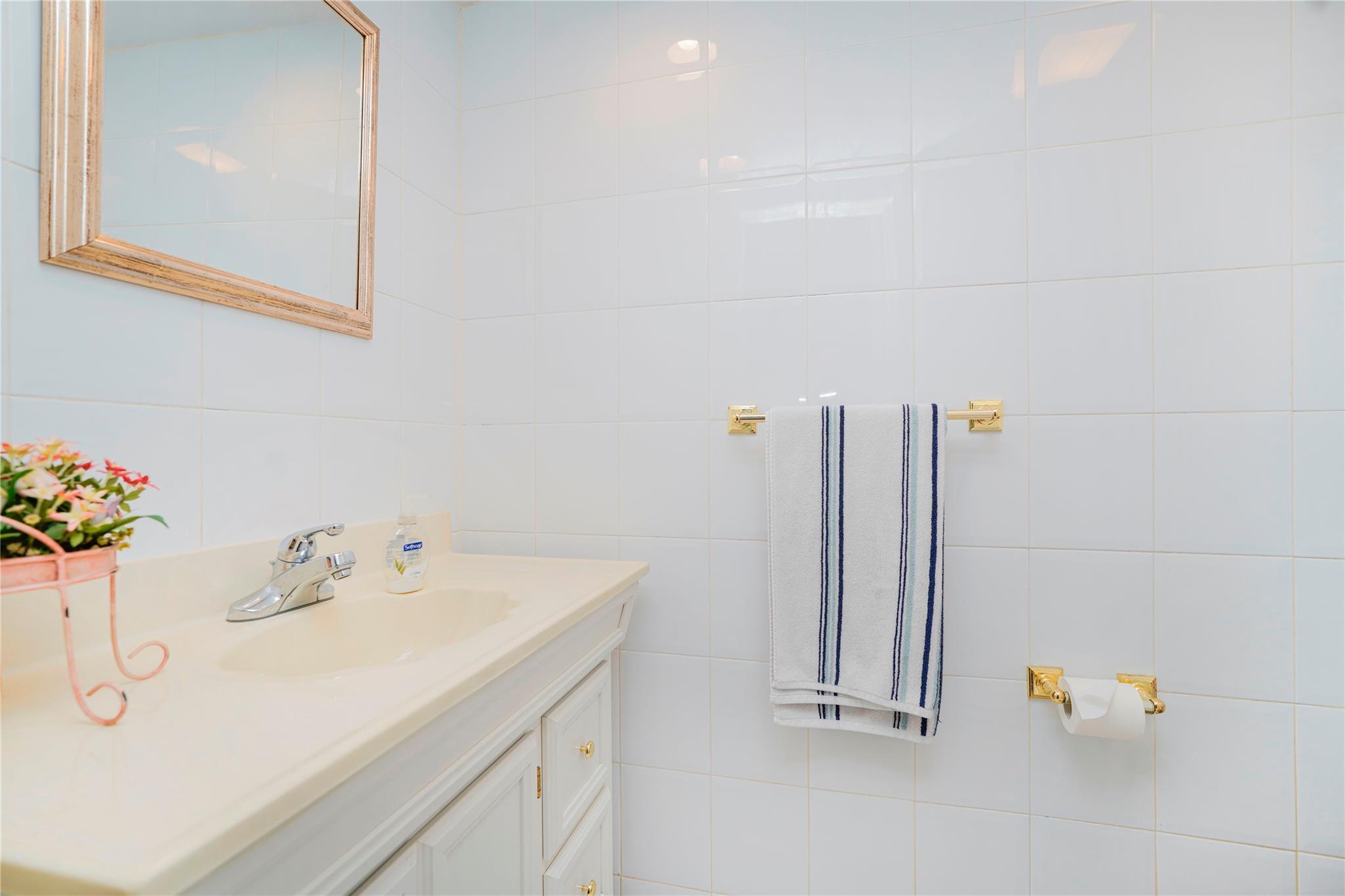Single Family Arlene  Staten Island, NY 10314, MLS-863004-5