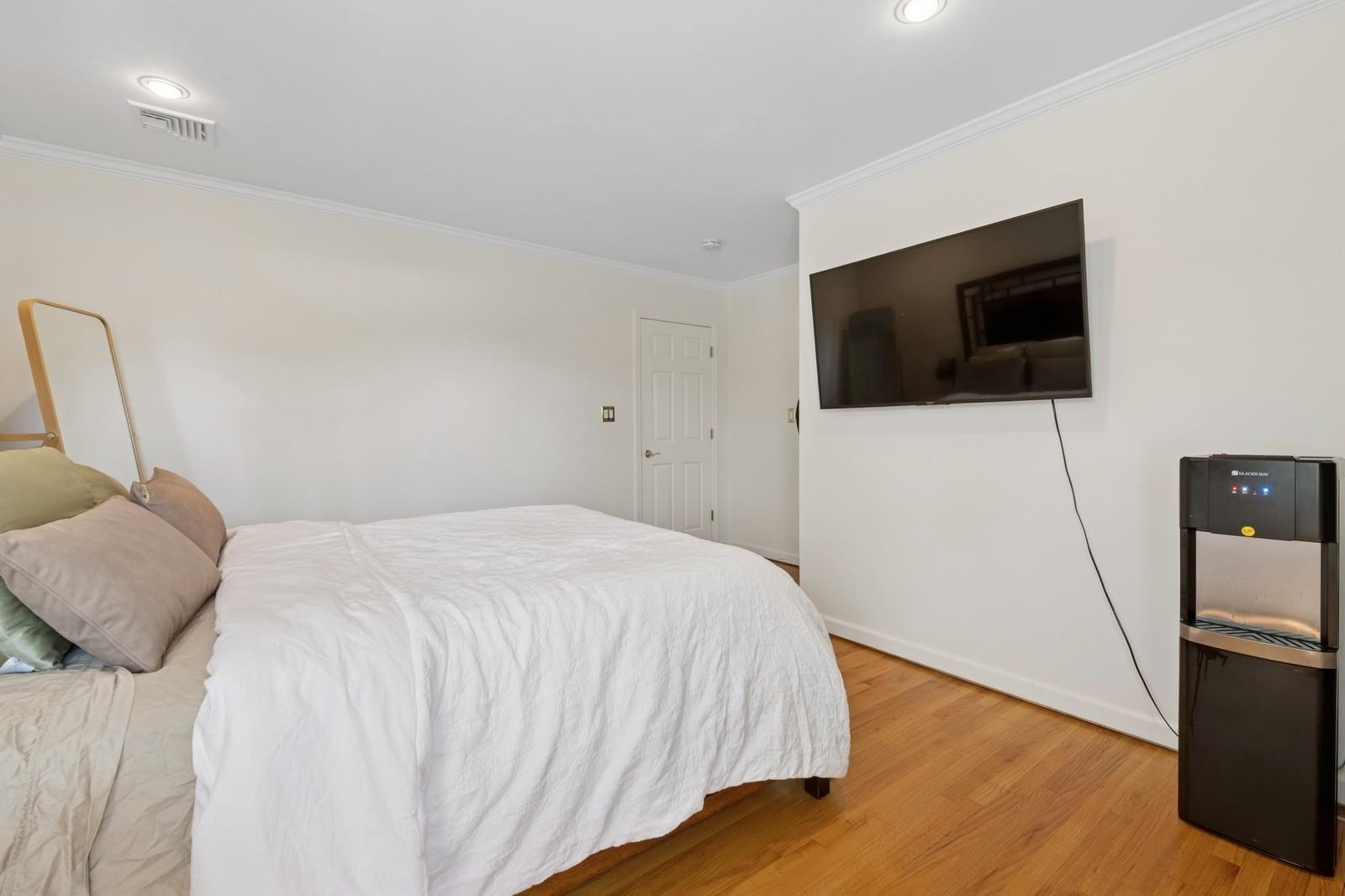 Single Family Grafton  Suffolk County, NY 11740, MLS-863006-14