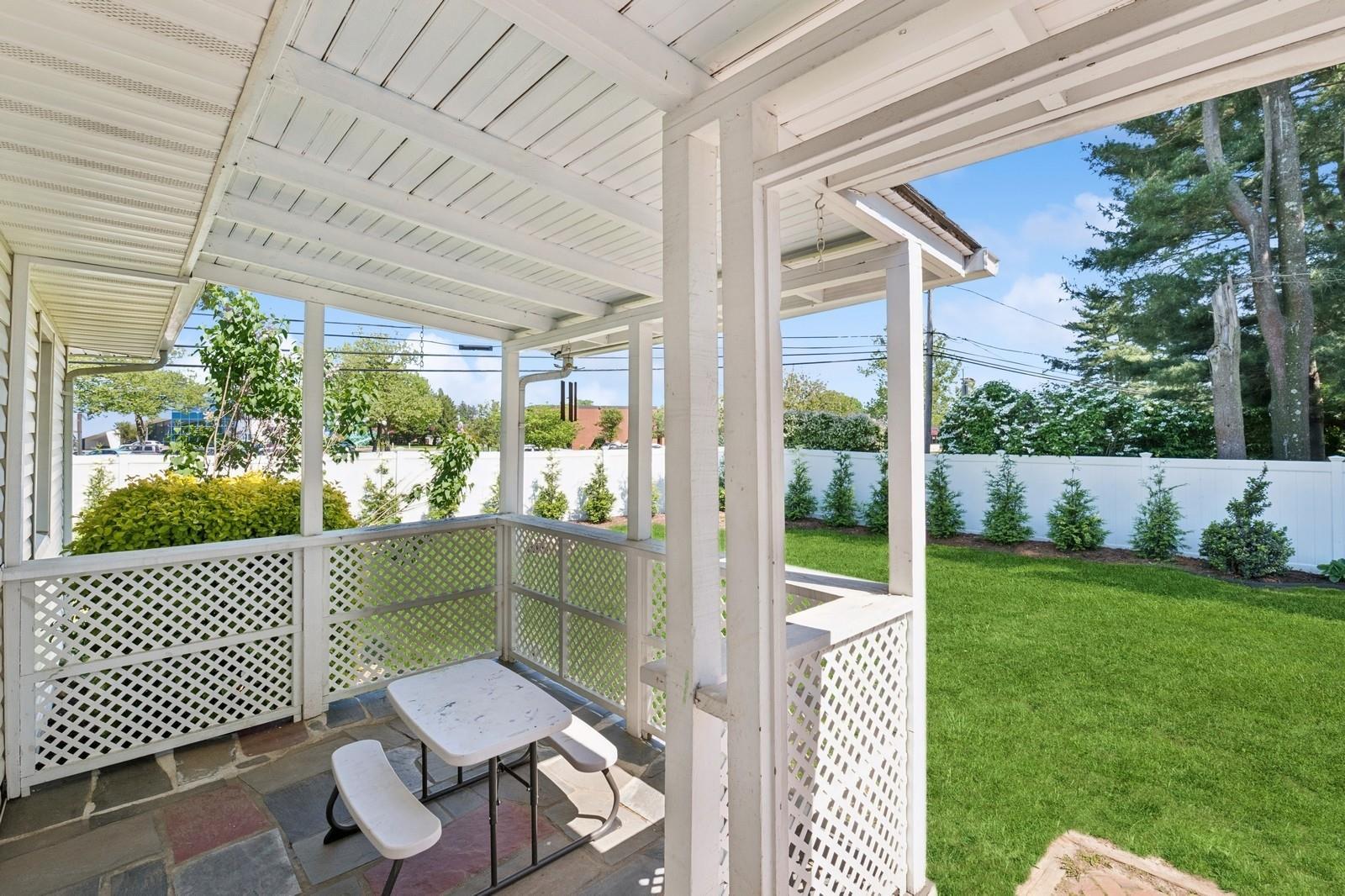 Single Family Grafton  Suffolk County, NY 11740, MLS-863006-22